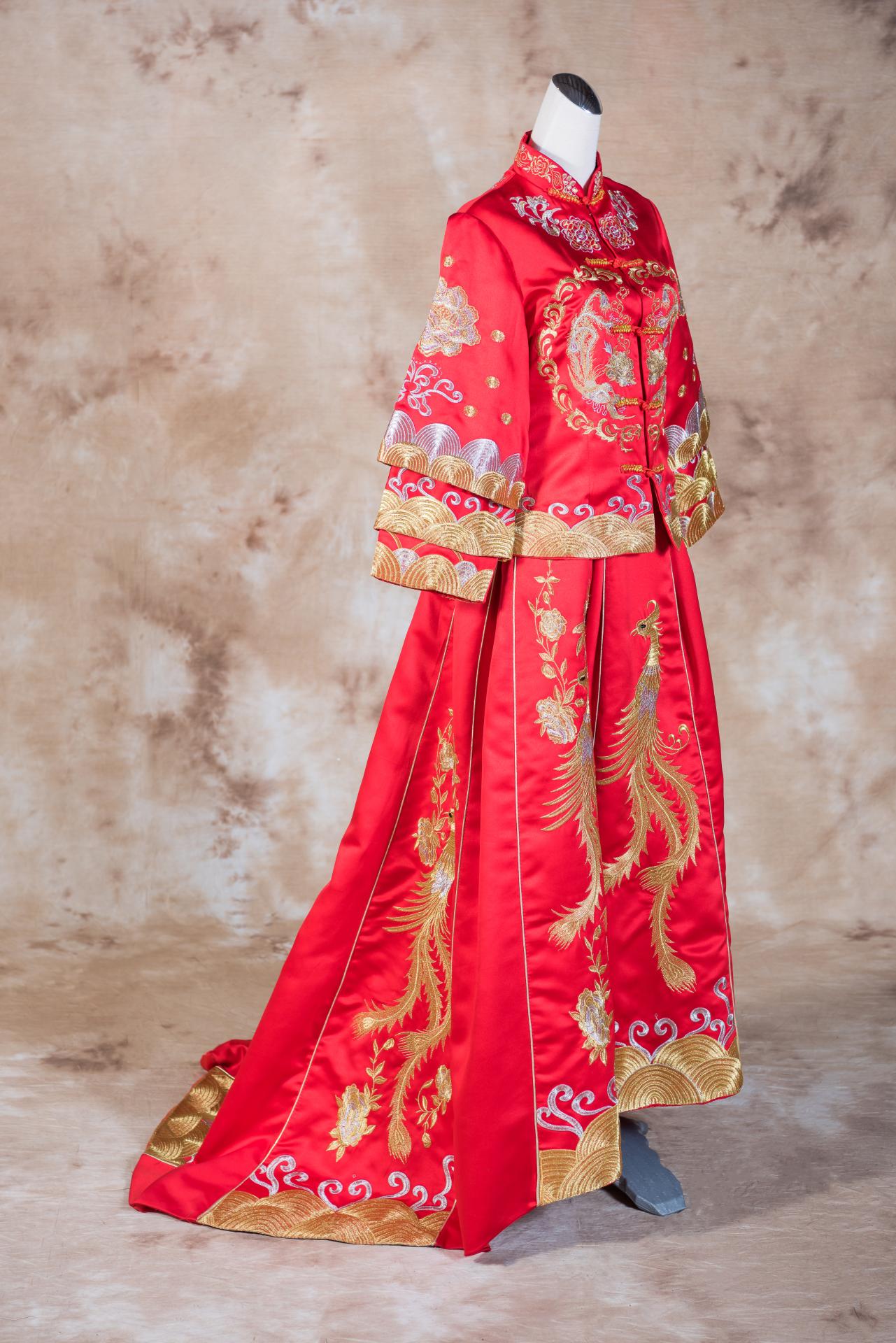 拍照秀禾服,宴客秀禾服,秀禾服,中式禮服,中式婚紗,龍鳳褂,秀禾服款式,秀禾服租借,秀禾服婚紗