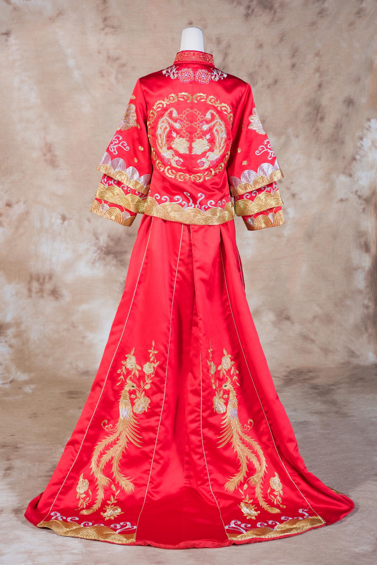 拍照秀禾服,宴客秀禾服,秀禾服,中式禮服,中式婚紗,龍鳳褂,秀禾服款式,秀禾服租借,秀禾服婚紗