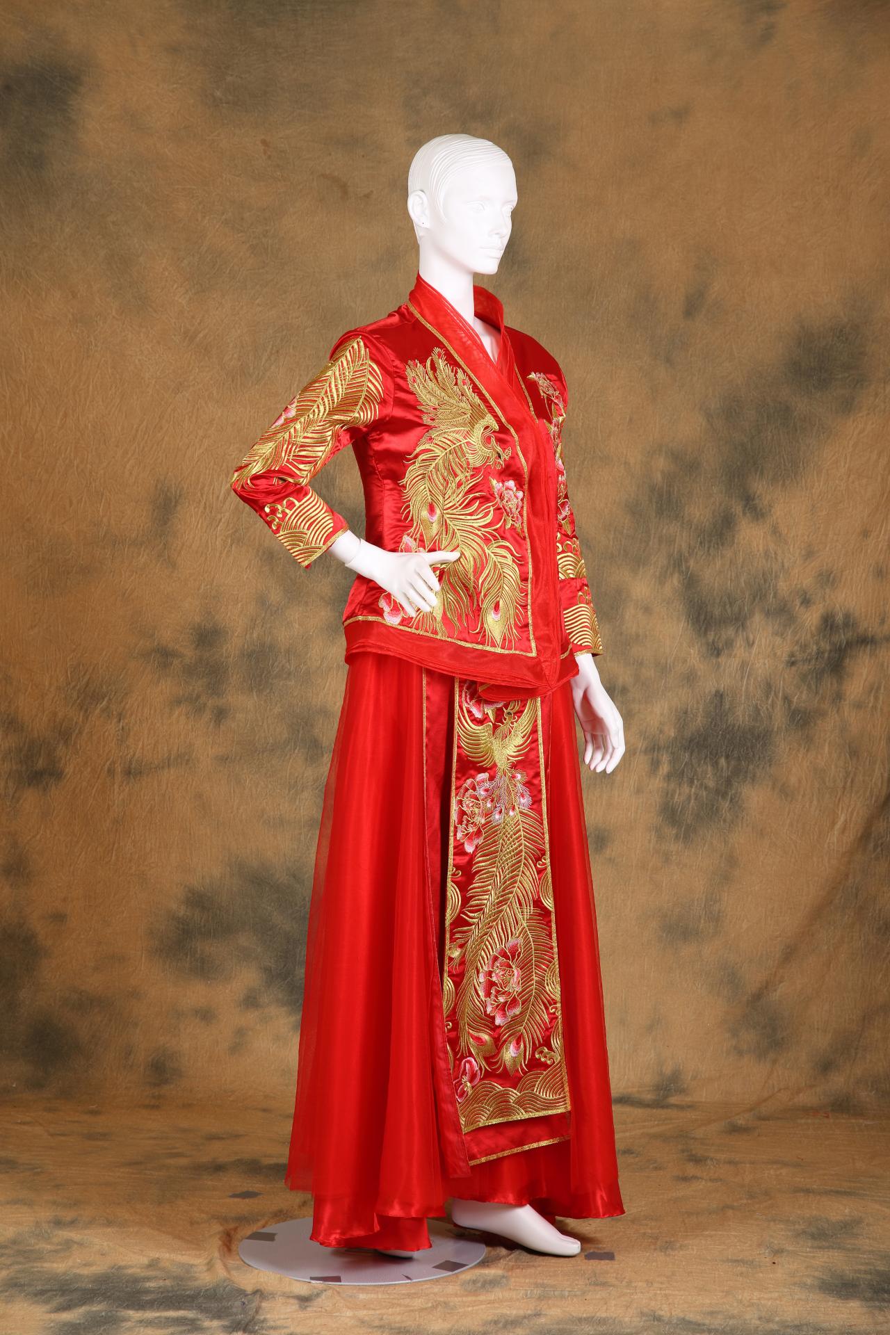 拍照秀禾服,宴客秀禾服,秀禾服,中式禮服,中式婚紗,龍鳳褂,秀禾服款式,秀禾服租借,秀禾服婚紗