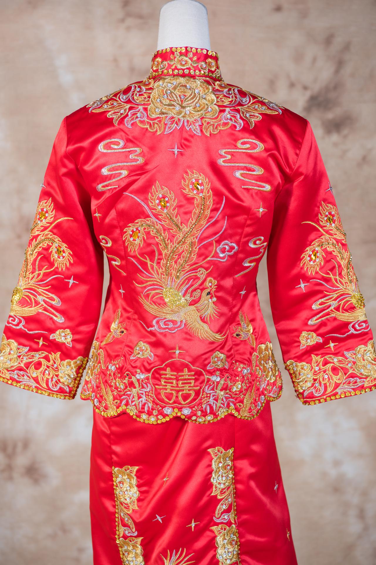 拍照秀禾服,宴客秀禾服,秀禾服,中式禮服,中式婚紗,龍鳳褂,秀禾服款式,秀禾服租借,秀禾服婚紗
