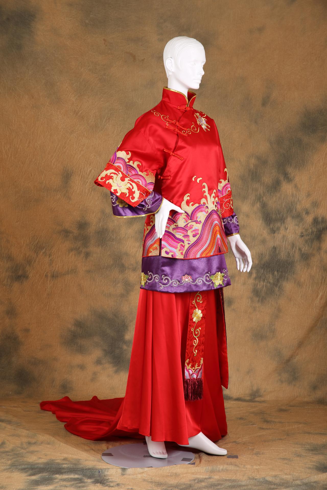 拍照秀禾服,宴客秀禾服,秀禾服,中式禮服,中式婚紗,龍鳳褂,秀禾服款式,秀禾服租借,秀禾服婚紗