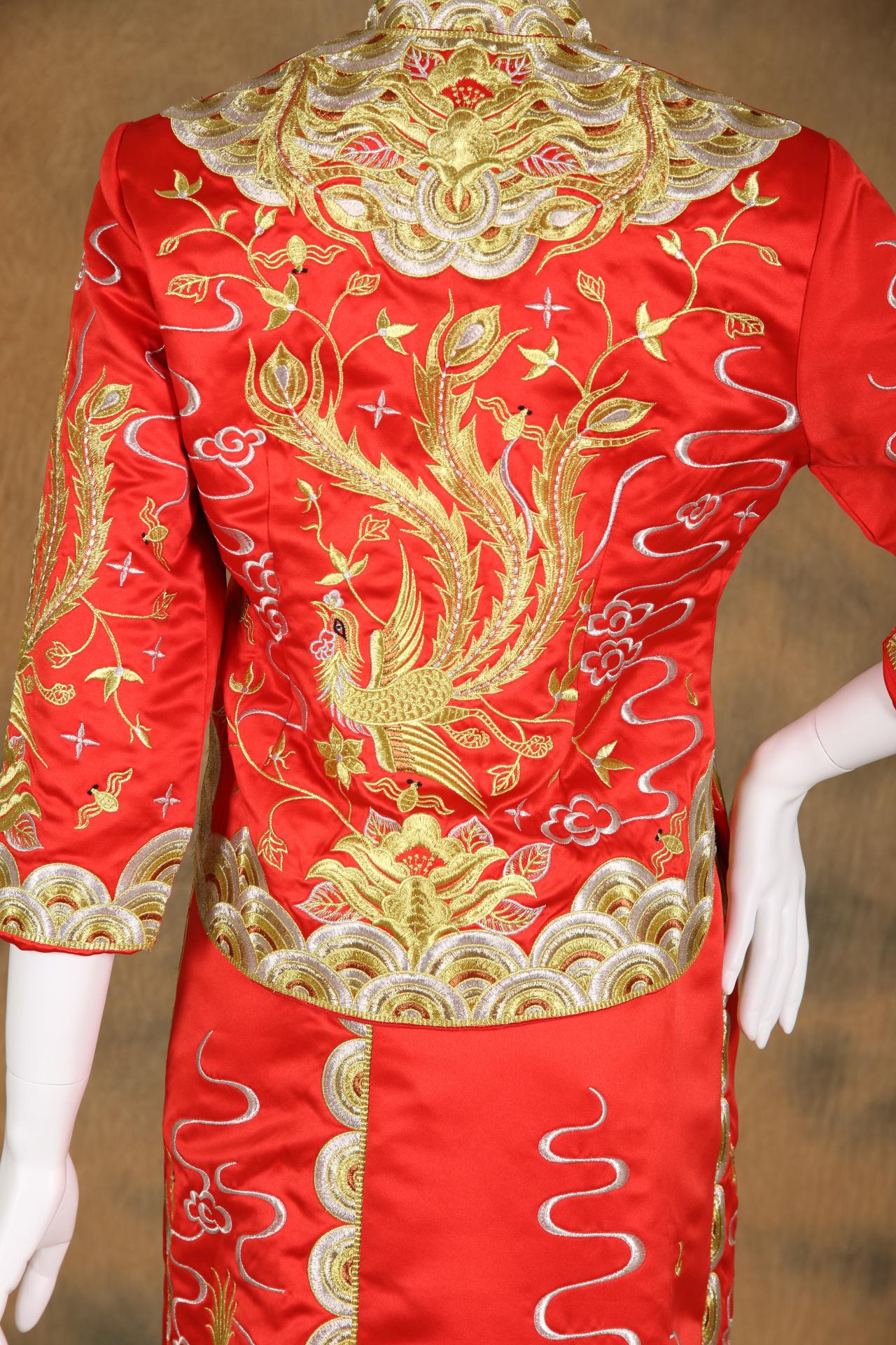 拍照秀禾服,宴客秀禾服,秀禾服,中式禮服,中式婚紗,龍鳳褂,秀禾服款式,秀禾服租借,秀禾服婚紗