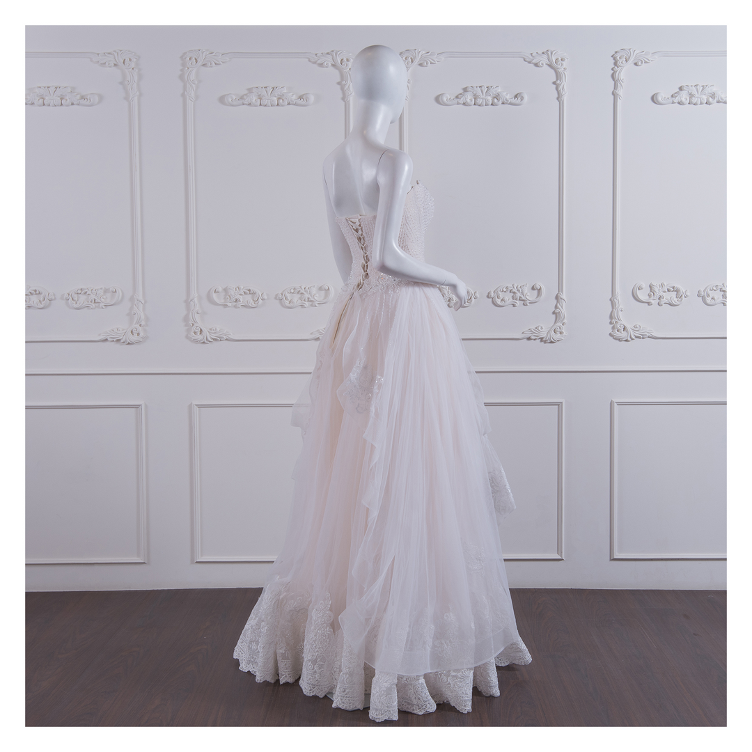 拍照類白紗,宴客類白紗,宴客白紗,類白紗,輕婚紗,婚紗禮服,白紗禮服,禮服租借,白紗款式,類白紗推薦,婚禮白紗