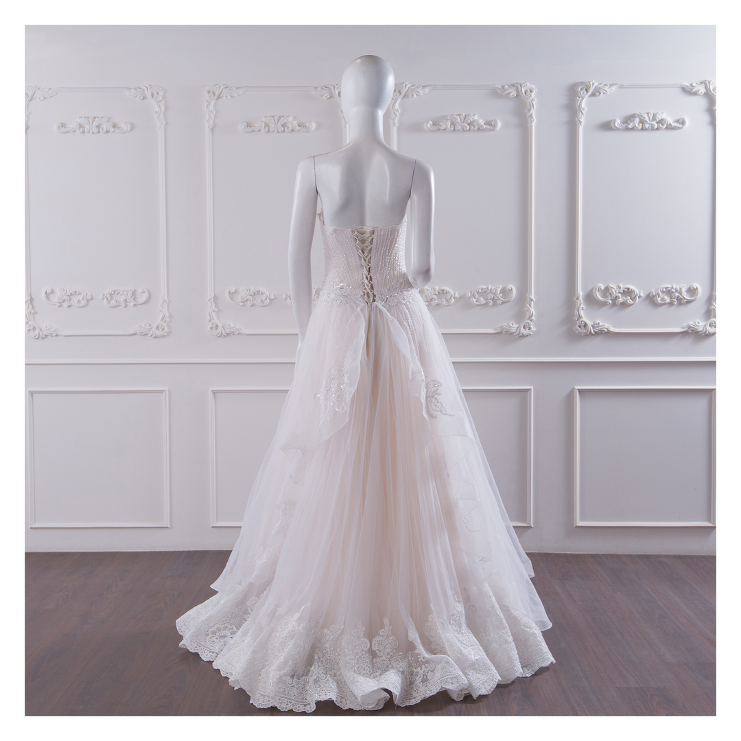 拍照類白紗,宴客類白紗,宴客白紗,類白紗,輕婚紗,婚紗禮服,白紗禮服,禮服租借,白紗款式,類白紗推薦,婚禮白紗