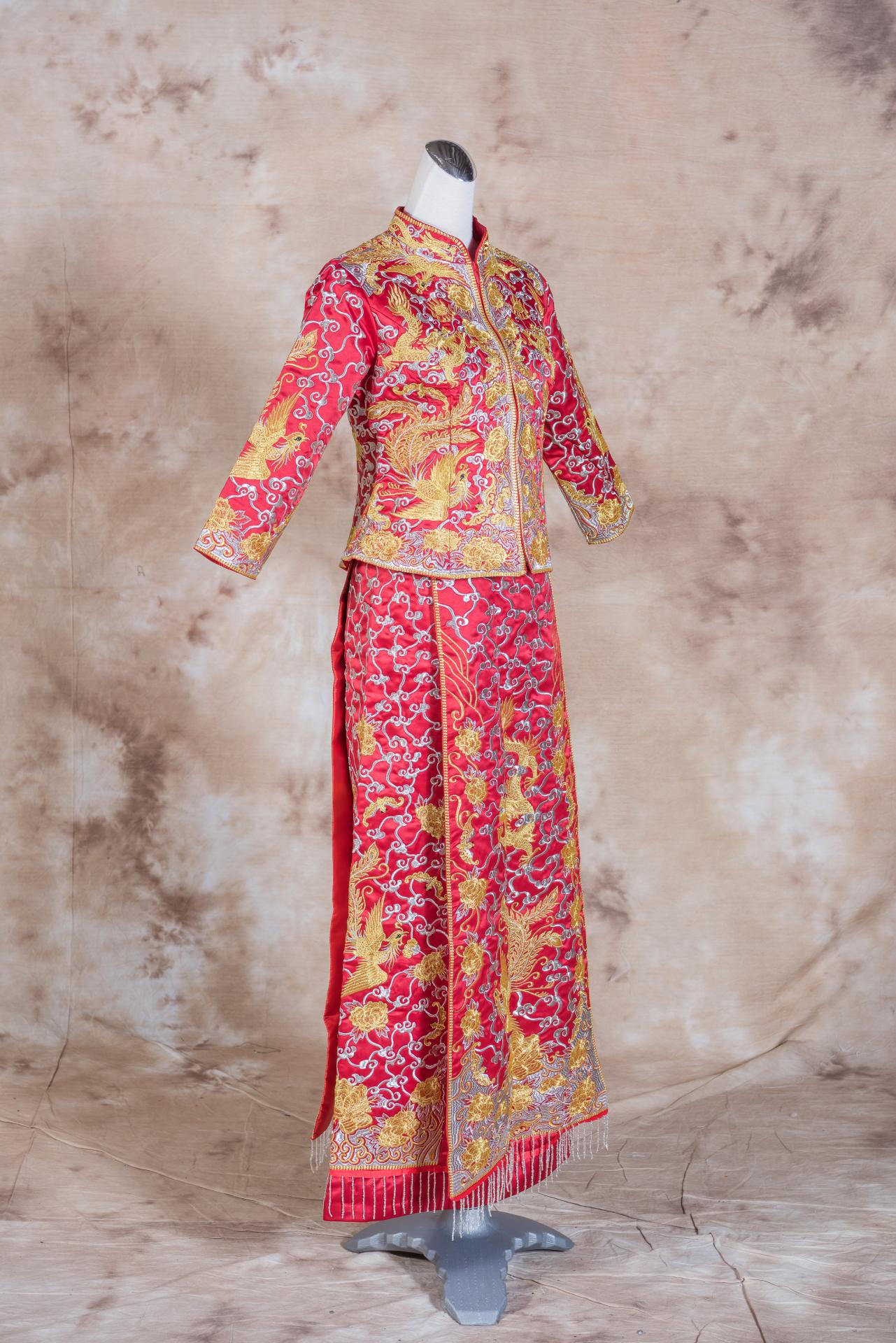 拍照秀禾服,宴客秀禾服,秀禾服,中式禮服,中式婚紗,龍鳳褂,秀禾服款式,秀禾服租借,秀禾服婚紗