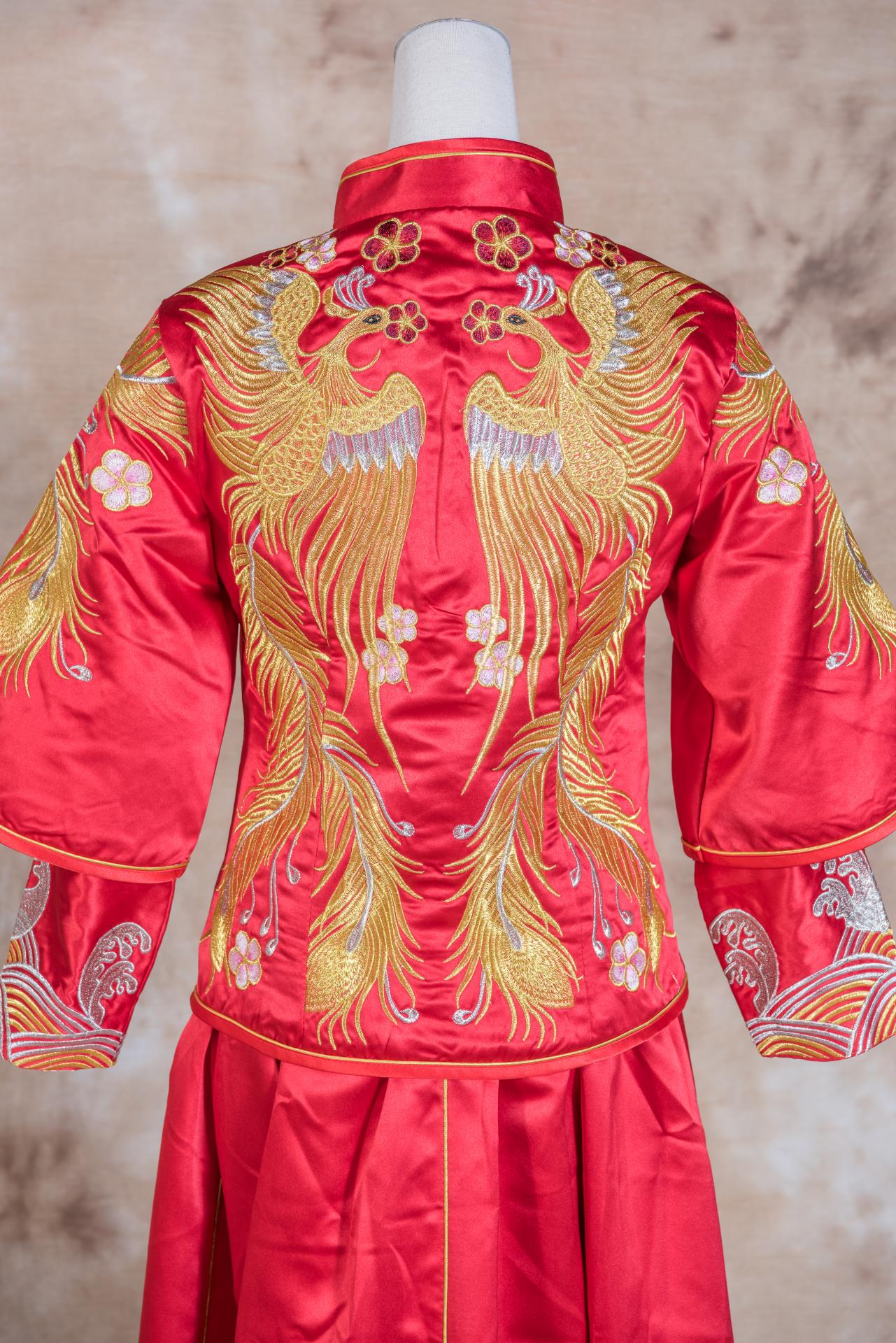 拍照秀禾服,宴客秀禾服,秀禾服,中式禮服,中式婚紗,龍鳳褂,秀禾服款式,秀禾服租借,秀禾服婚紗