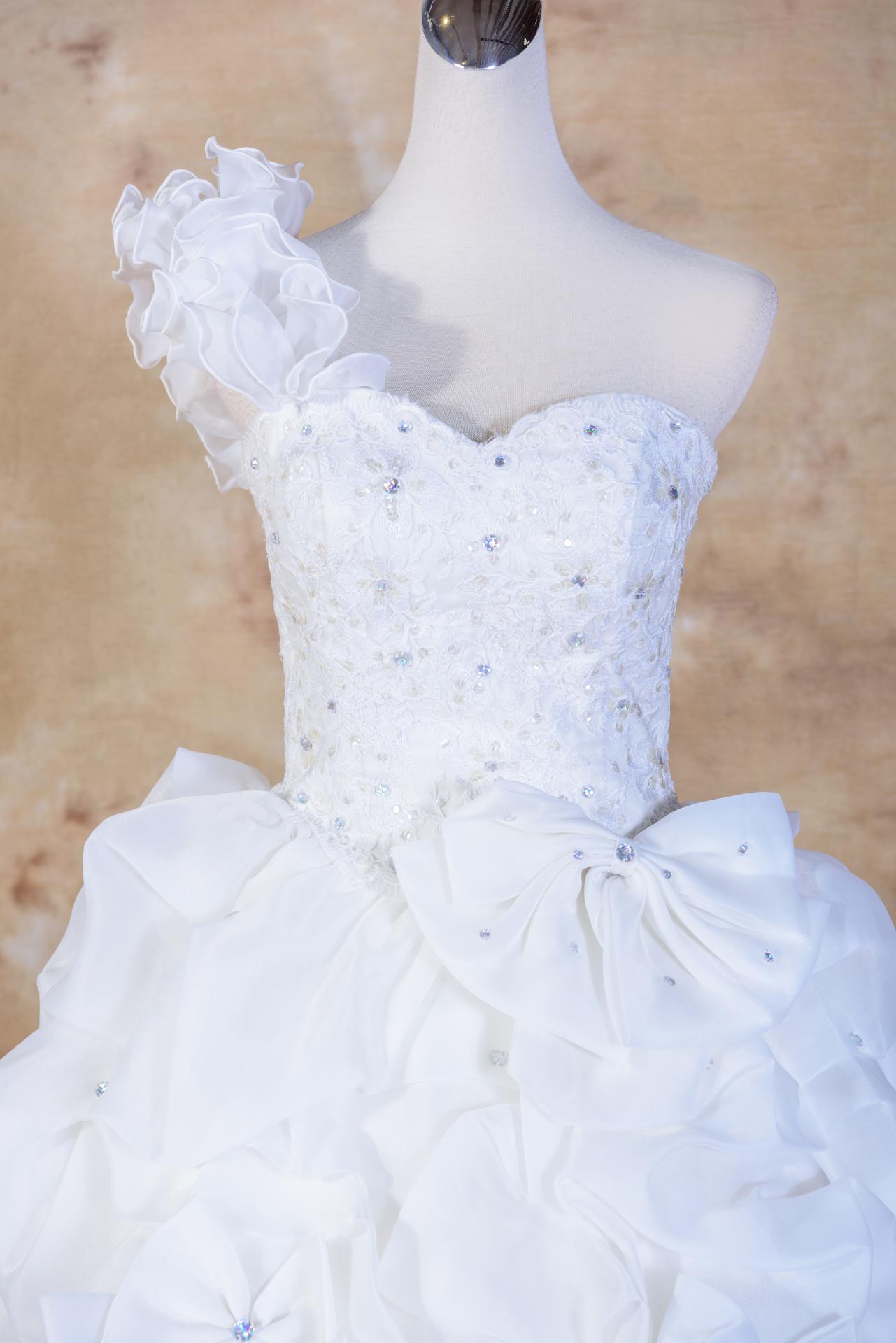 拍照白紗,宴客婚紗,婚禮婚紗,婚紗,手工婚紗,婚紗推薦,白紗,婚紗禮服,婚紗款式,婚紗租借,婚紗價格,證婚婚紗,婚宴婚紗