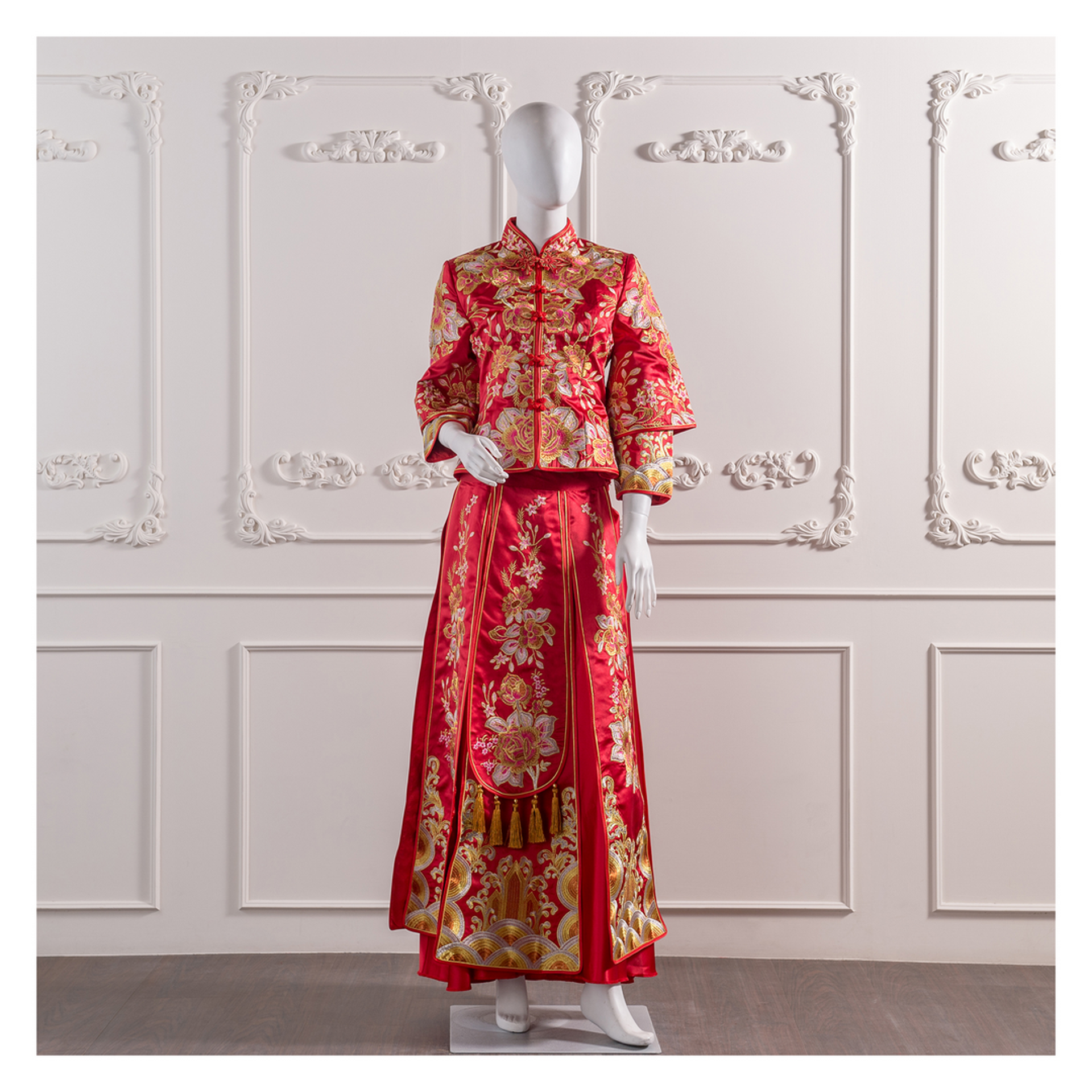 拍照秀禾服,宴客秀禾服,秀禾服,中式禮服,中式婚紗,龍鳳褂,秀禾服款式,秀禾服租借,秀禾服婚紗