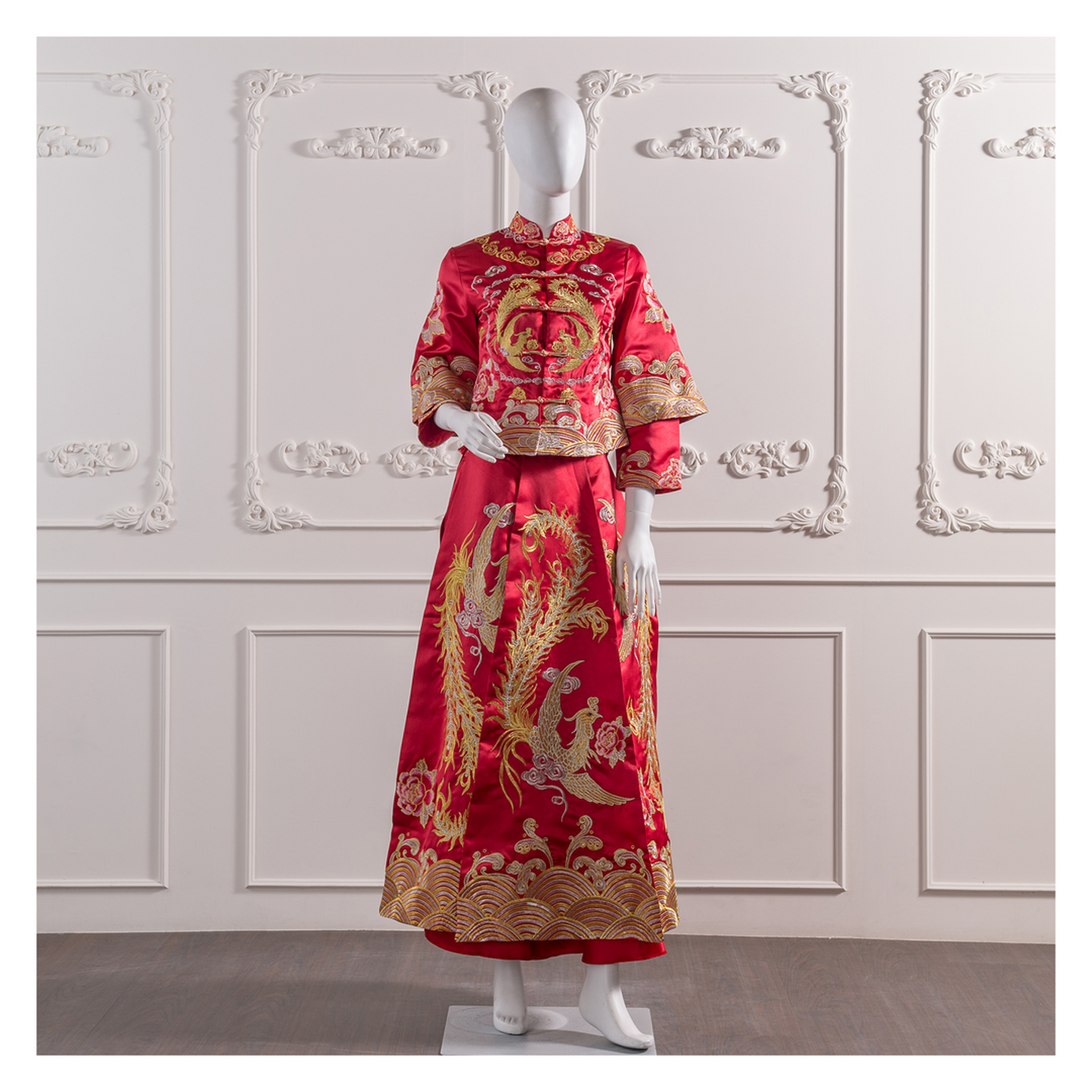 拍照秀禾服,宴客秀禾服,秀禾服,中式禮服,中式婚紗,龍鳳褂,秀禾服款式,秀禾服租借,秀禾服婚紗