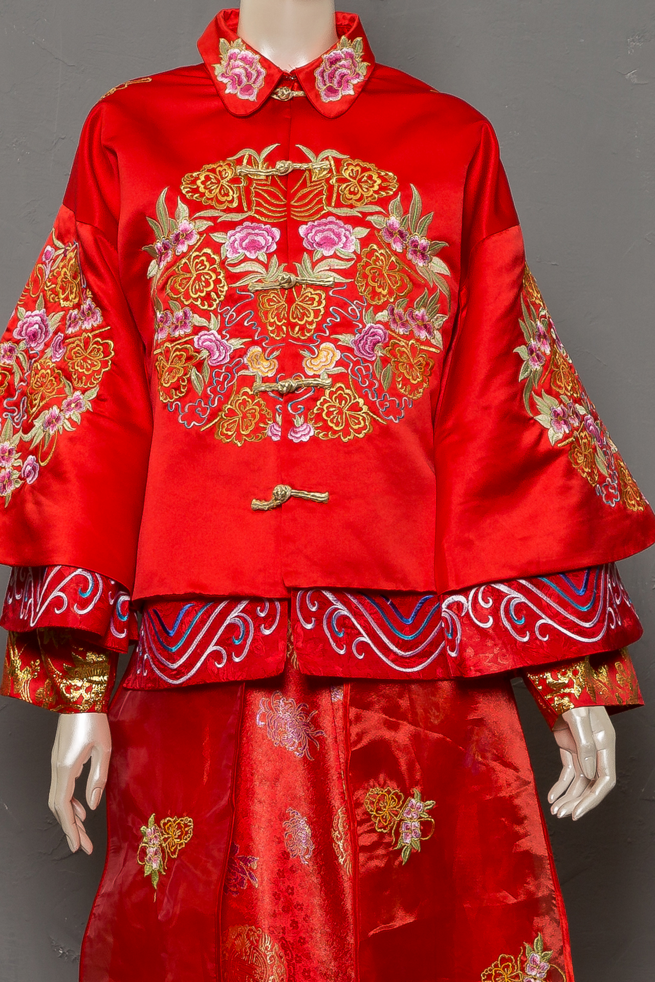 拍照秀禾服,宴客秀禾服,秀禾服,中式禮服,中式婚紗,龍鳳褂,秀禾服款式,秀禾服租借,秀禾服婚紗