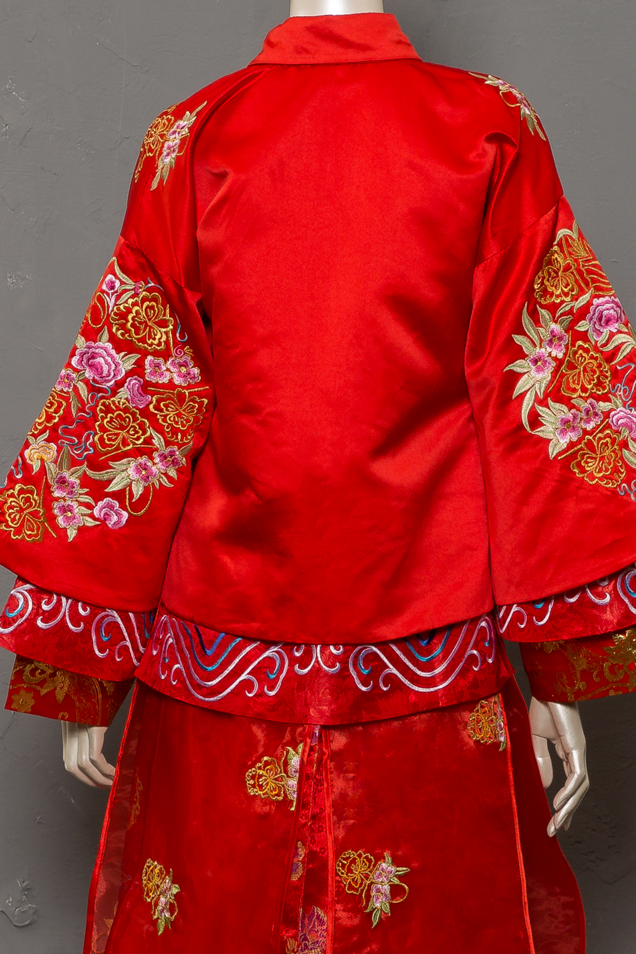 拍照秀禾服,宴客秀禾服,秀禾服,中式禮服,中式婚紗,龍鳳褂,秀禾服款式,秀禾服租借,秀禾服婚紗