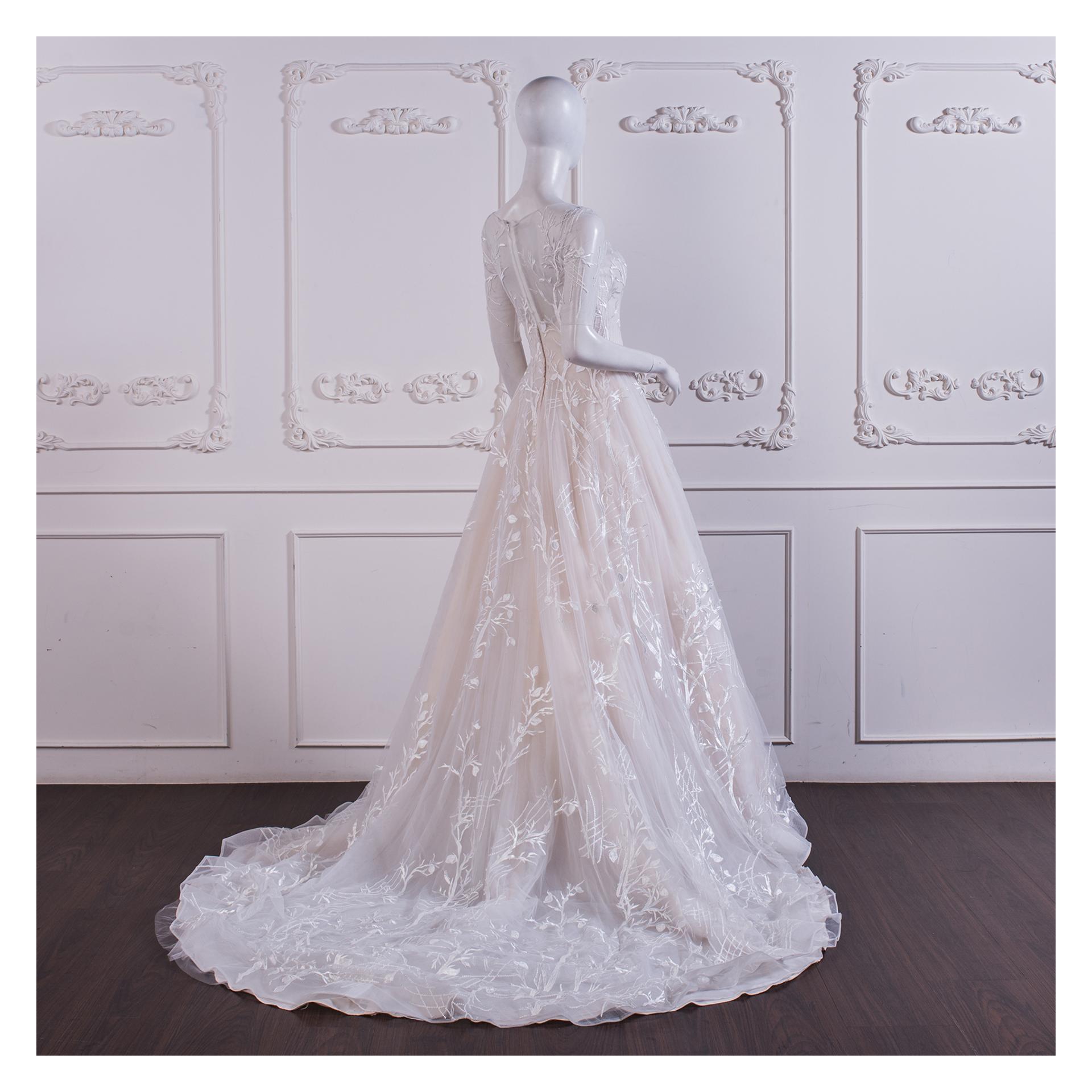 拍照類白紗,宴客類白紗,宴客白紗,類白紗,輕婚紗,婚紗禮服,白紗禮服,禮服租借,白紗款式,類白紗推薦,婚禮白紗