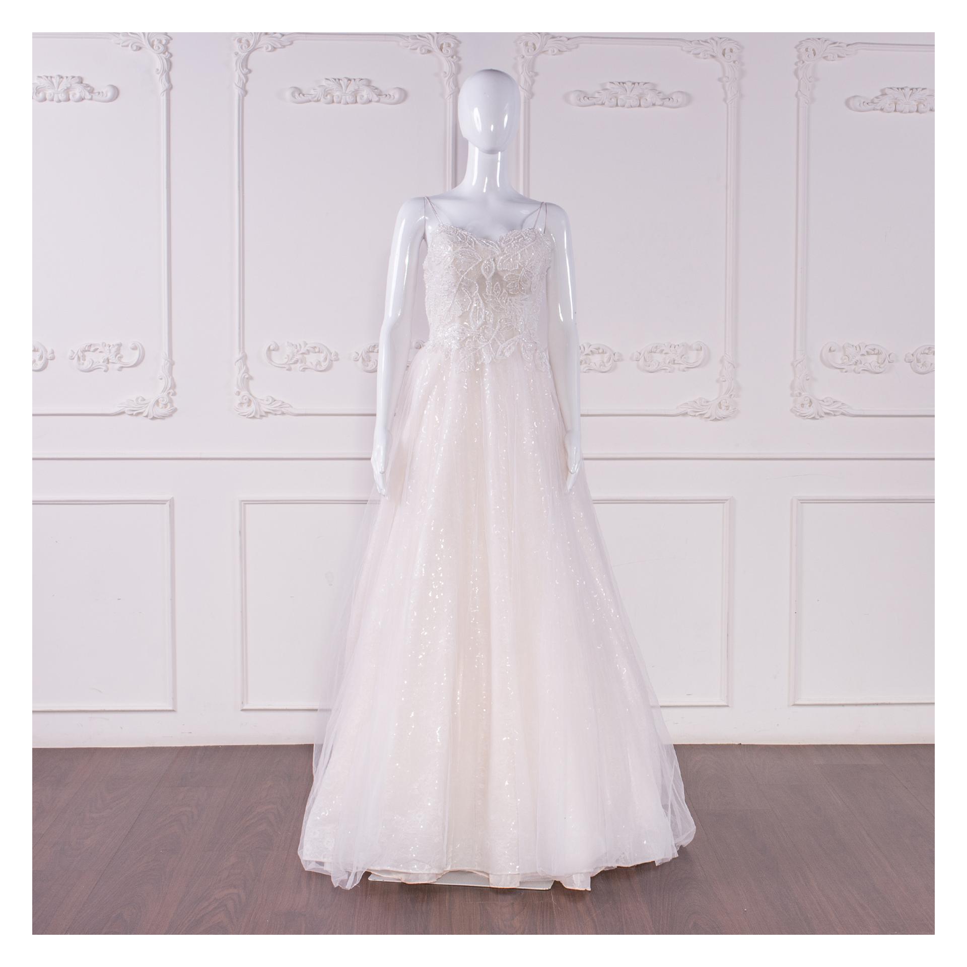 拍照類白紗,宴客類白紗,宴客白紗,類白紗,輕婚紗,婚紗禮服,白紗禮服,禮服租借,白紗款式,類白紗推薦,婚禮白紗