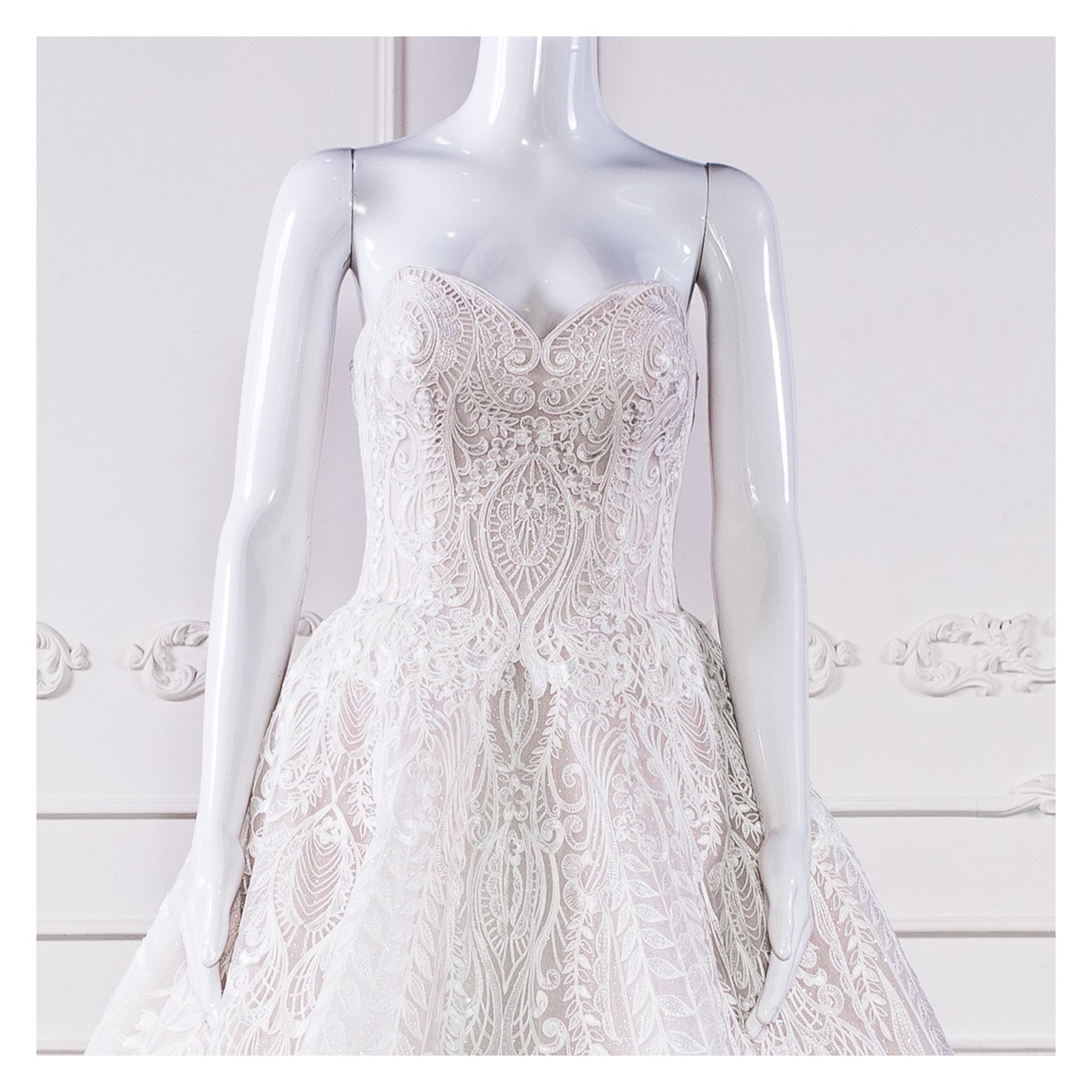 拍照類白紗,宴客類白紗,宴客白紗,類白紗,輕婚紗,婚紗禮服,白紗禮服,禮服租借,白紗款式,類白紗推薦,婚禮白紗