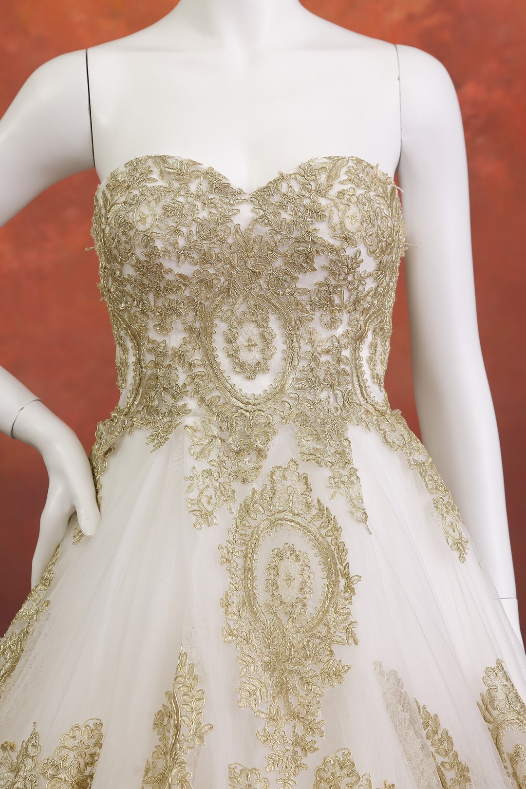 拍照類白紗,宴客類白紗,宴客白紗,類白紗,輕婚紗,婚紗禮服,白紗禮服,禮服租借,白紗款式,類白紗推薦,婚禮白紗