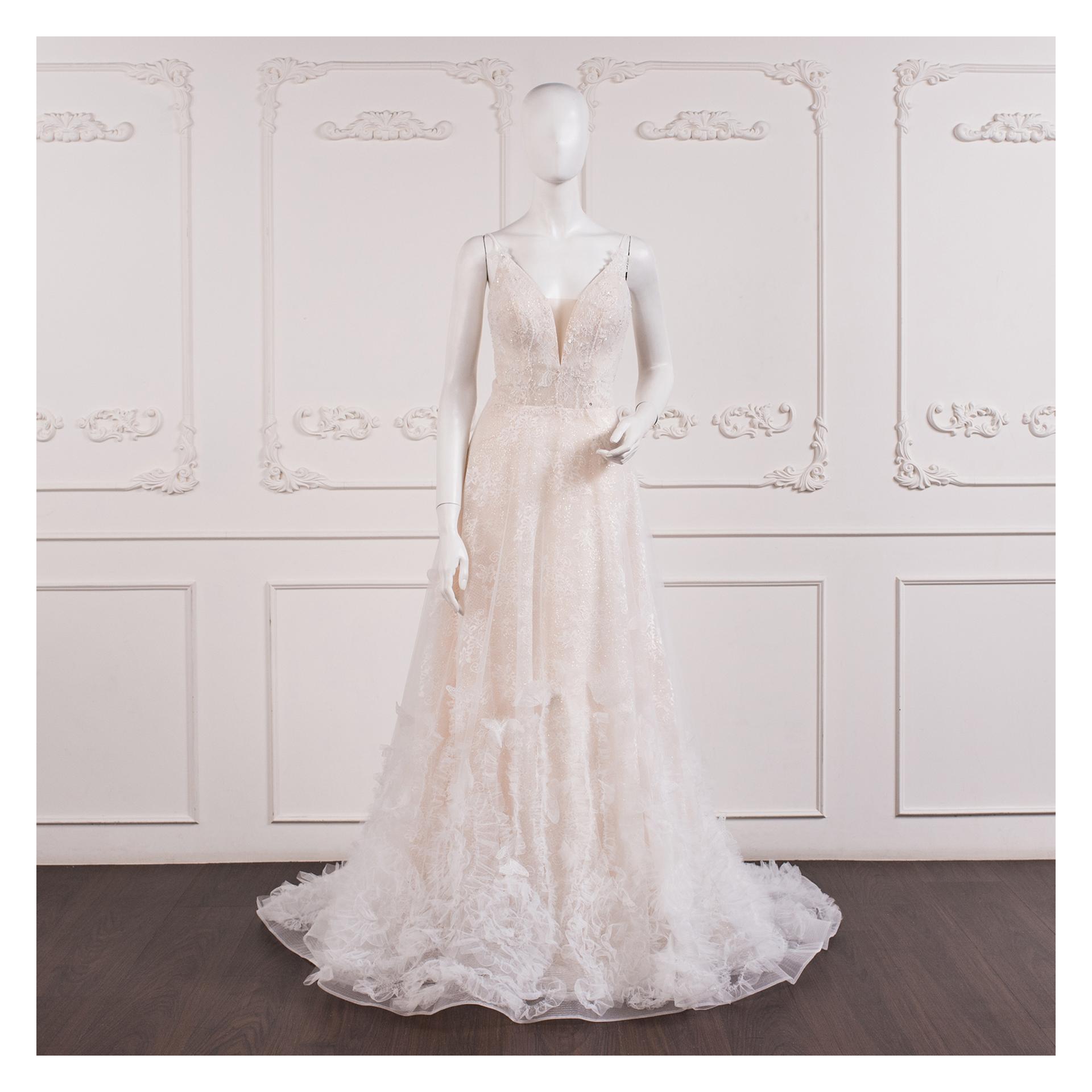 拍照類白紗,宴客類白紗,宴客白紗,類白紗,輕婚紗,婚紗禮服,白紗禮服,禮服租借,白紗款式,類白紗推薦,婚禮白紗