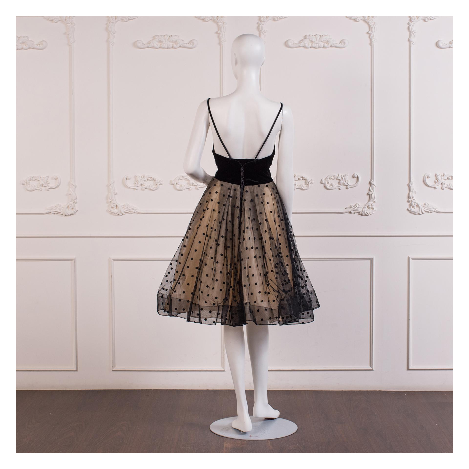 小禮服,洋裝小禮服,晚宴小禮服,婚宴小禮服,表演禮服,尾牙禮服,小禮服推薦,小禮服租借