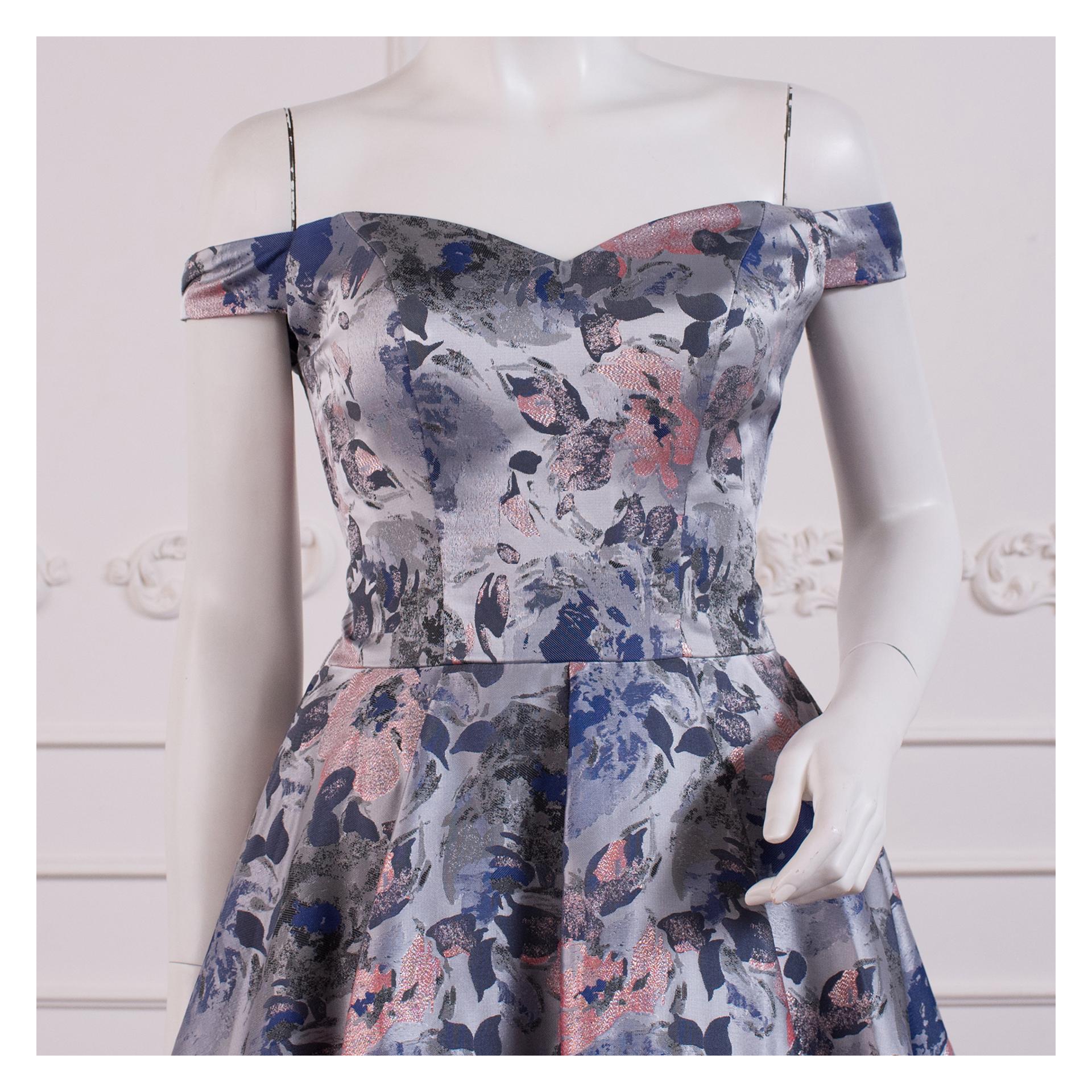 小禮服,洋裝小禮服,晚宴小禮服,婚宴小禮服,表演禮服,尾牙禮服,小禮服推薦,小禮服租借