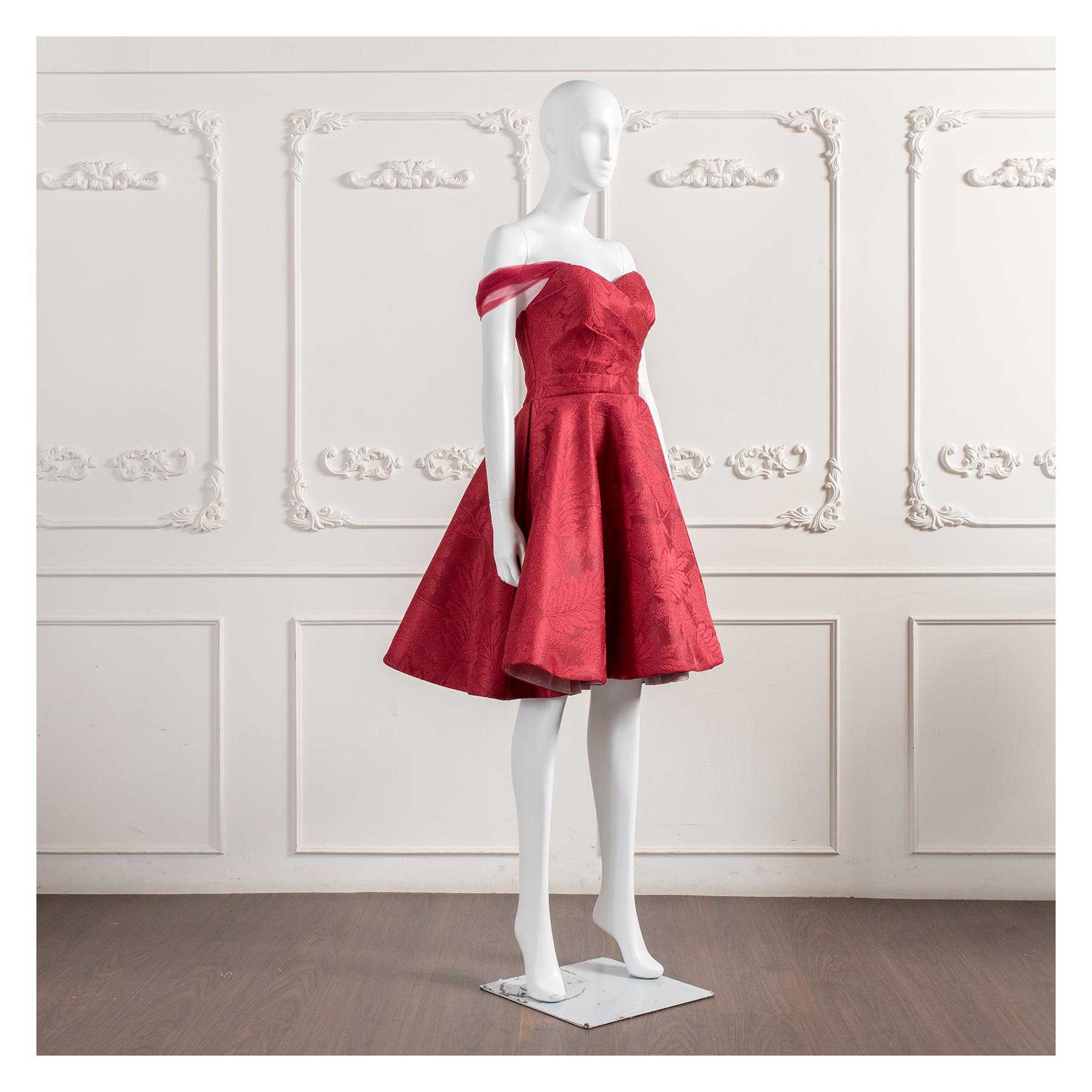 小禮服,洋裝小禮服,晚宴小禮服,婚宴小禮服,表演禮服,尾牙禮服,小禮服推薦,小禮服租借