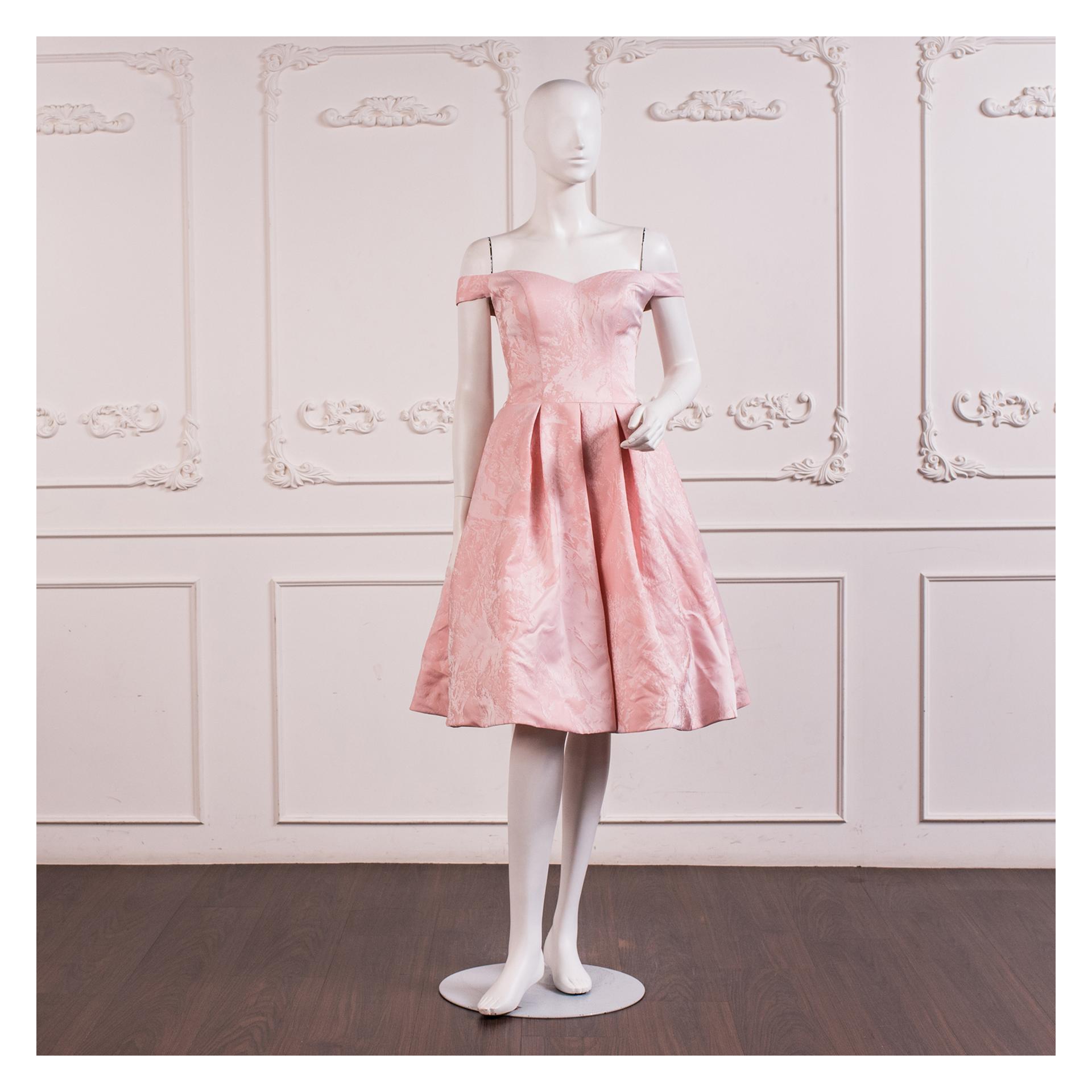 小禮服,洋裝小禮服,晚宴小禮服,婚宴小禮服,表演禮服,尾牙禮服,小禮服推薦,小禮服租借