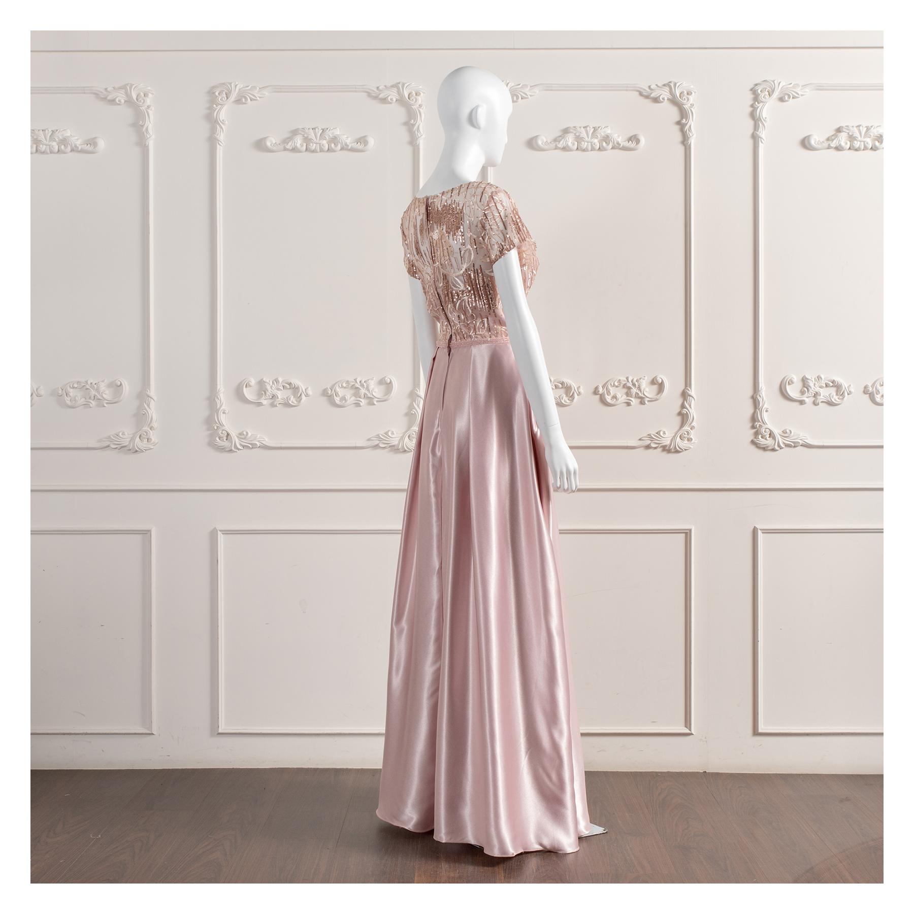 媽媽禮服,媽媽服,媽媽禮服出租,媽媽禮服推薦,媽媽禮服價格,媽媽服租借,媽媽服裝