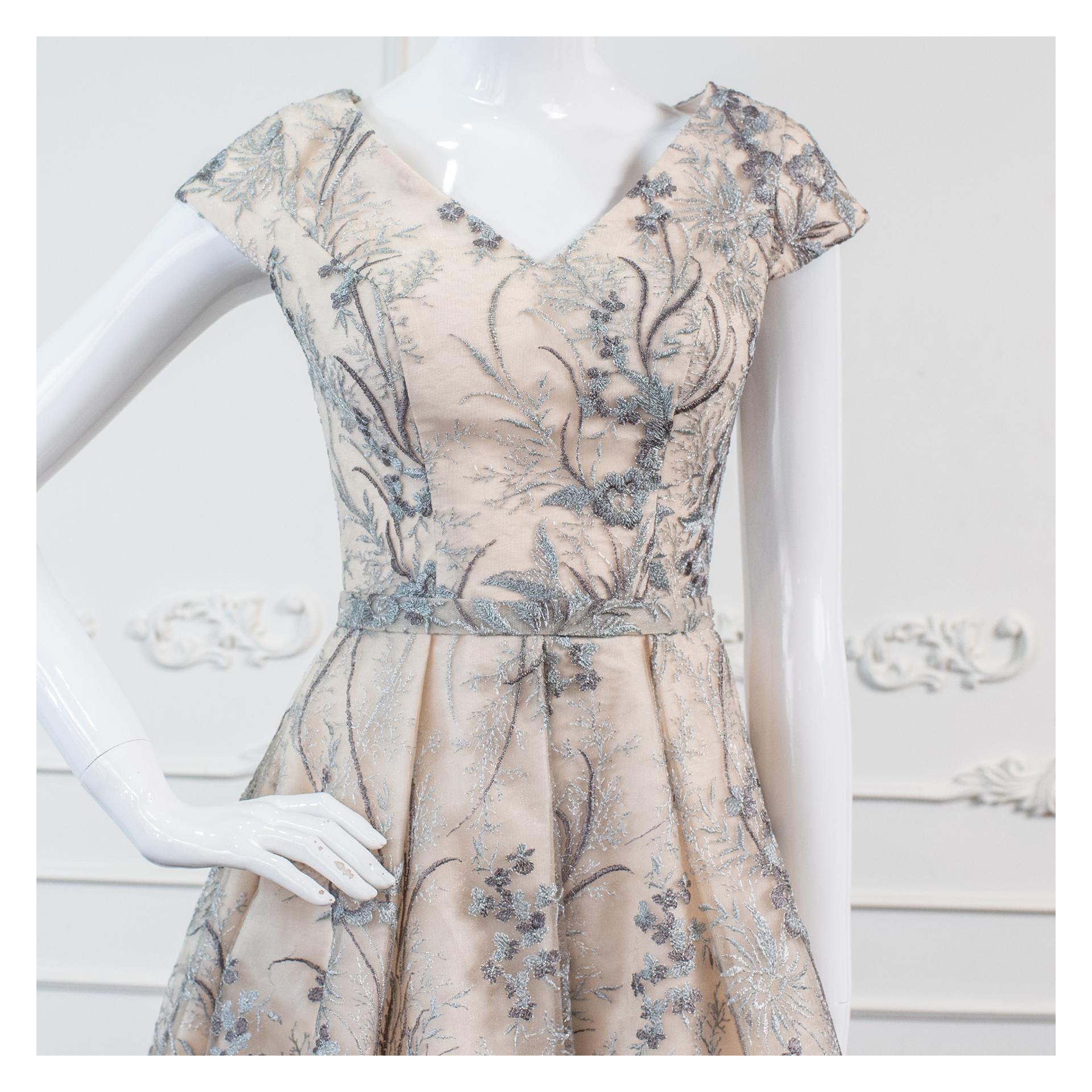 媽媽禮服,媽媽服,媽媽禮服出租,媽媽禮服推薦,媽媽禮服價格,媽媽服租借,媽媽服裝