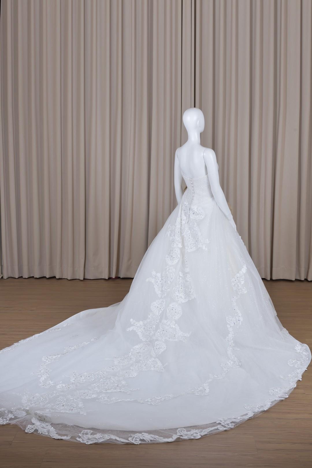 拍照白紗,宴客婚紗,婚禮婚紗,婚紗,手工婚紗,婚紗推薦,白紗,婚紗禮服,婚紗款式,婚紗租借,婚紗價格,證婚婚紗,婚宴婚紗