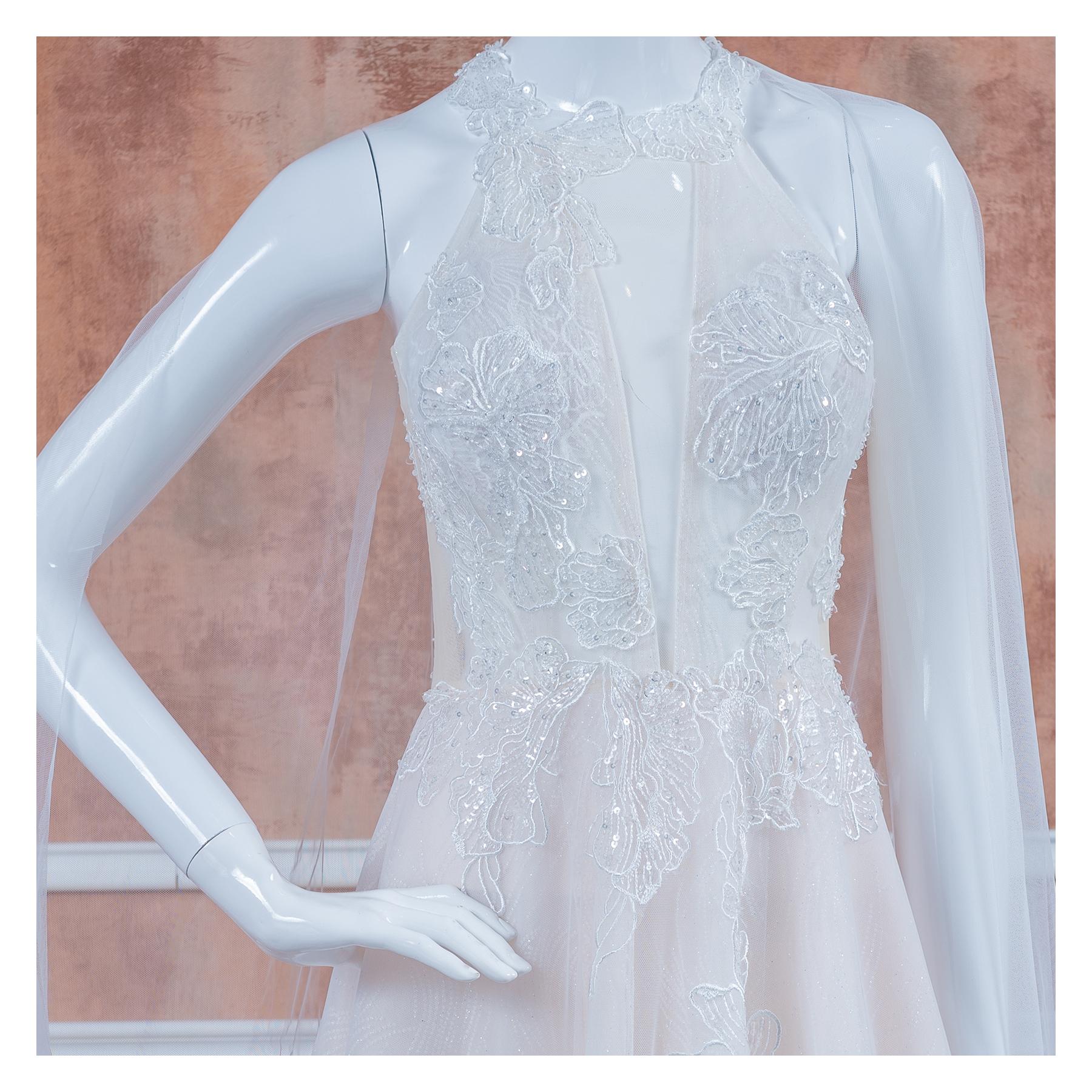 拍照類白紗,宴客類白紗,宴客白紗,類白紗,輕婚紗,婚紗禮服,白紗禮服,禮服租借,白紗款式,類白紗推薦,婚禮白紗