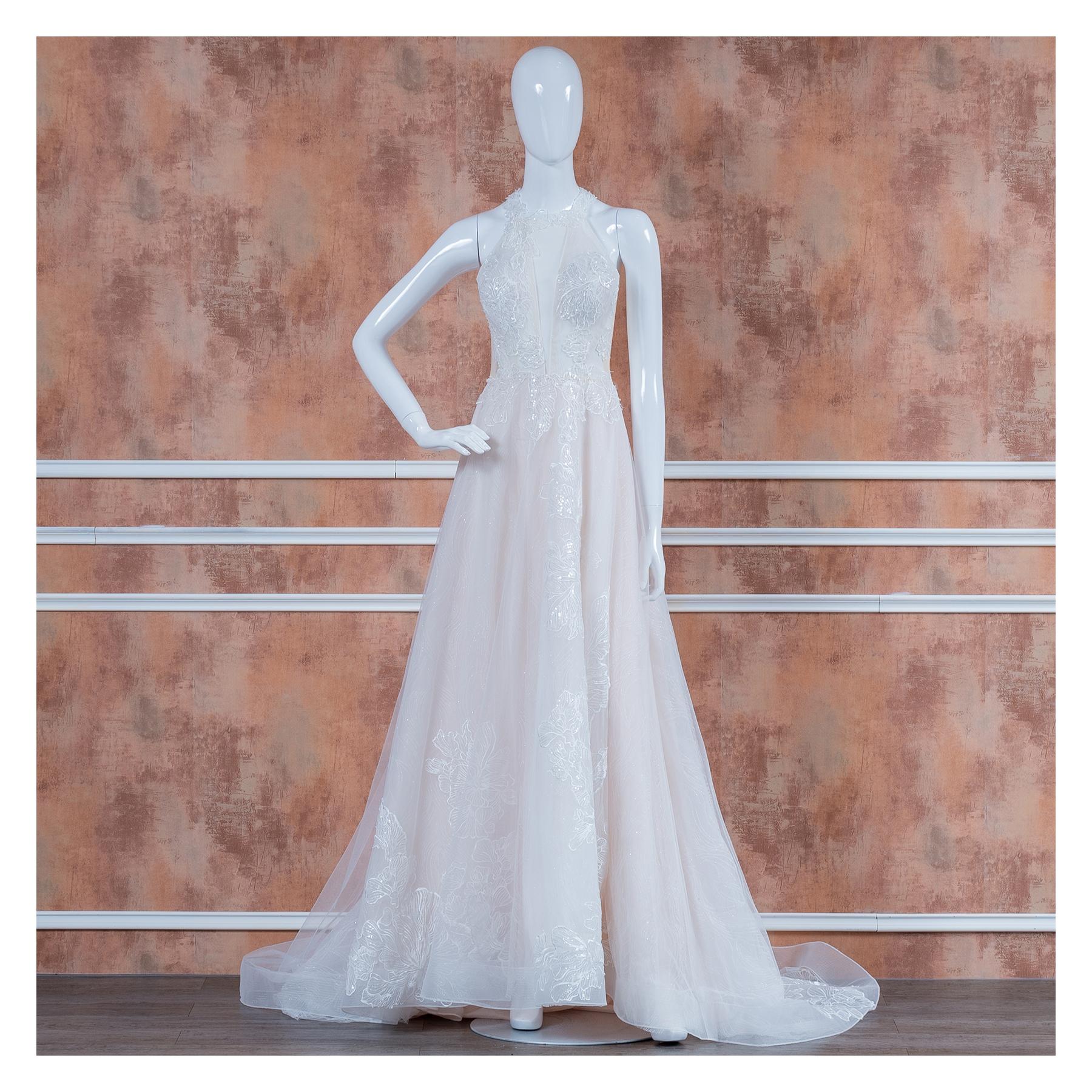 拍照類白紗,宴客類白紗,宴客白紗,類白紗,輕婚紗,婚紗禮服,白紗禮服,禮服租借,白紗款式,類白紗推薦,婚禮白紗