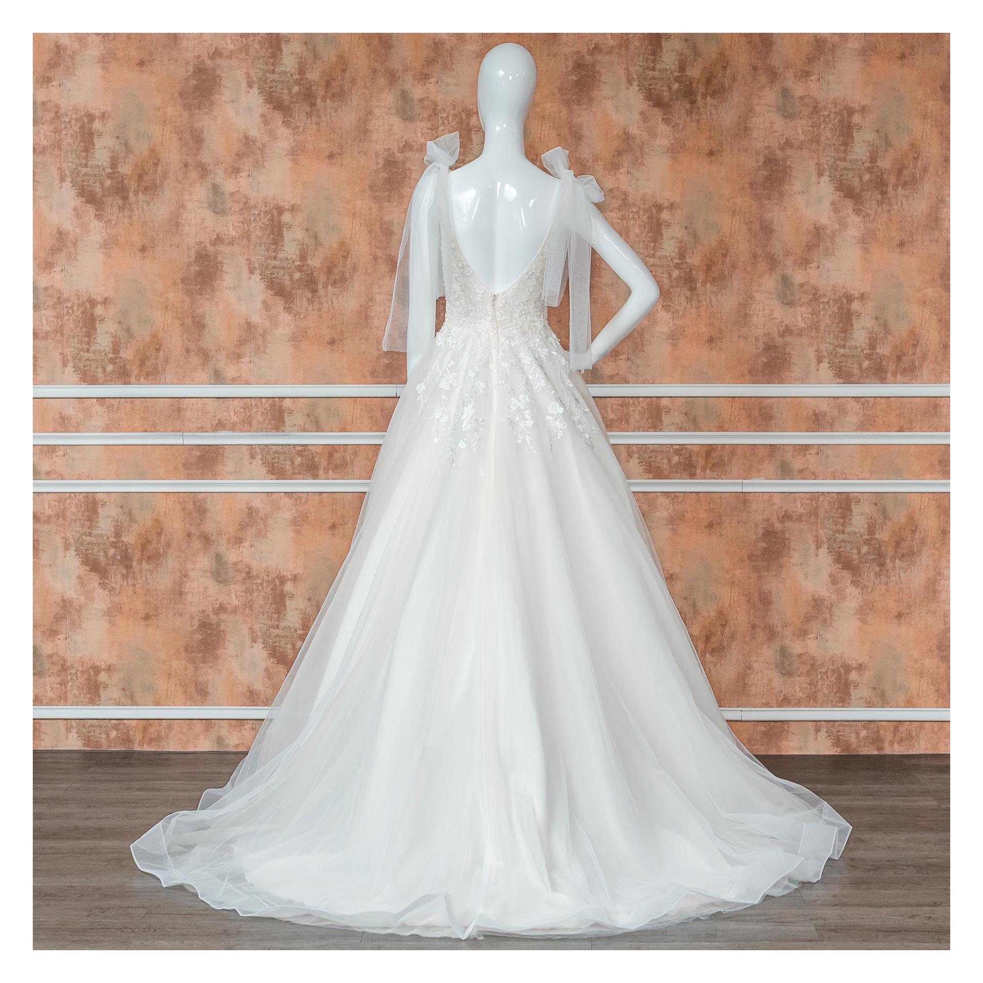 拍照白紗,宴客婚紗,婚禮婚紗,婚紗,手工婚紗,婚紗推薦,白紗,婚紗禮服,婚紗款式,婚紗租借,婚紗價格,證婚婚紗,婚宴婚紗