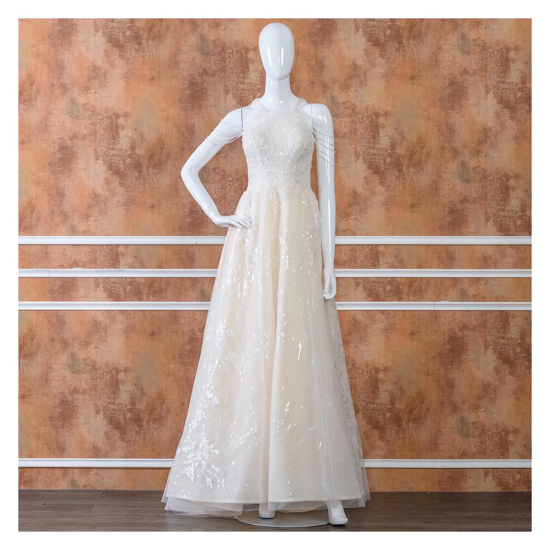 拍照類白紗,宴客類白紗,宴客白紗,類白紗,輕婚紗,婚紗禮服,白紗禮服,禮服租借,白紗款式,類白紗推薦,婚禮白紗