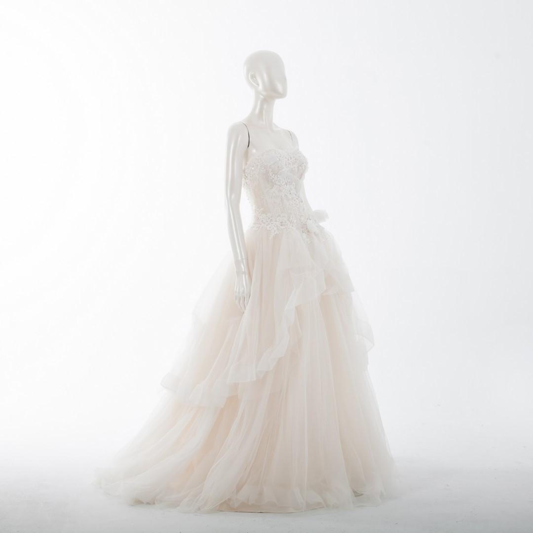 拍照類白紗,宴客類白紗,宴客白紗,類白紗,輕婚紗,婚紗禮服,白紗禮服,禮服租借,白紗款式,類白紗推薦,婚禮白紗