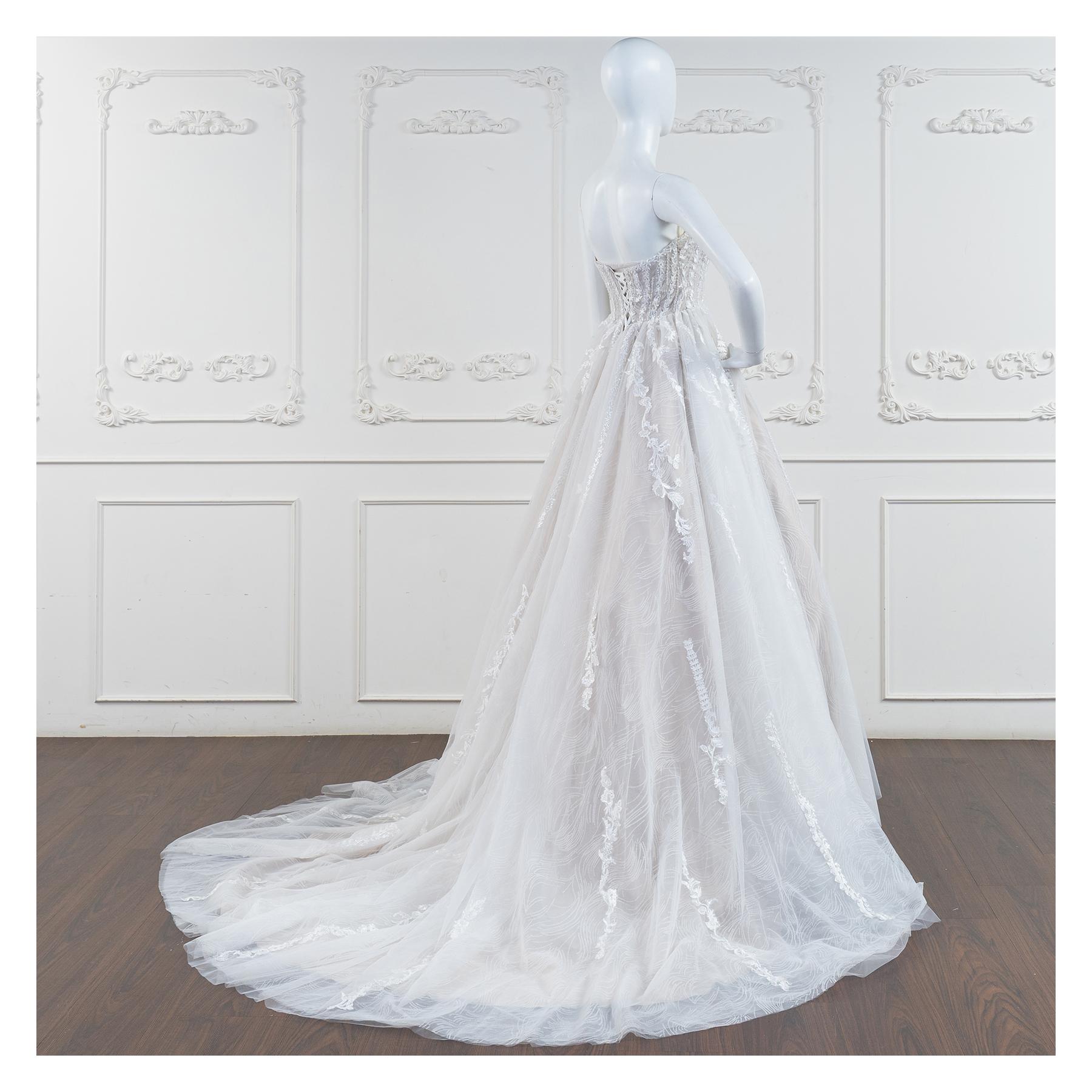 拍照類白紗,宴客類白紗,宴客白紗,類白紗,輕婚紗,婚紗禮服,白紗禮服,禮服租借,白紗款式,類白紗推薦,婚禮白紗