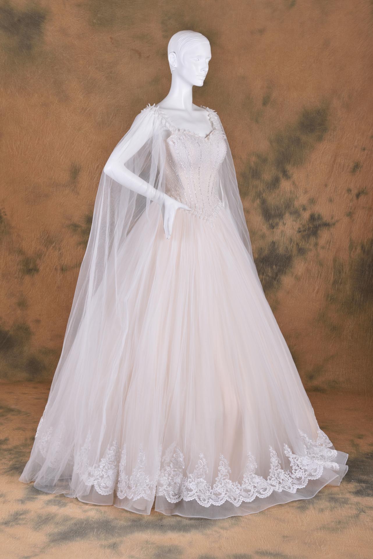 拍照類白紗,宴客類白紗,宴客白紗,類白紗,輕婚紗,婚紗禮服,白紗禮服,禮服租借,白紗款式,類白紗推薦,婚禮白紗