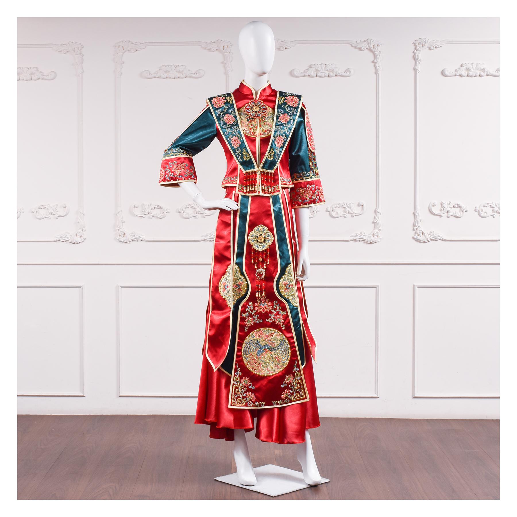 拍照秀禾服,宴客秀禾服,秀禾服,中式禮服,中式婚紗,龍鳳褂,秀禾服款式,秀禾服租借,秀禾服婚紗