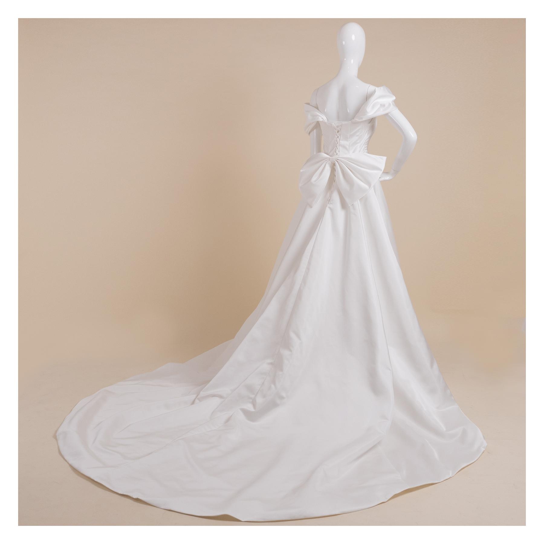 拍照白紗,宴客婚紗,婚禮婚紗,婚紗,手工婚紗,婚紗推薦,白紗,婚紗禮服,婚紗款式,婚紗租借,婚紗價格,證婚婚紗,婚宴婚紗