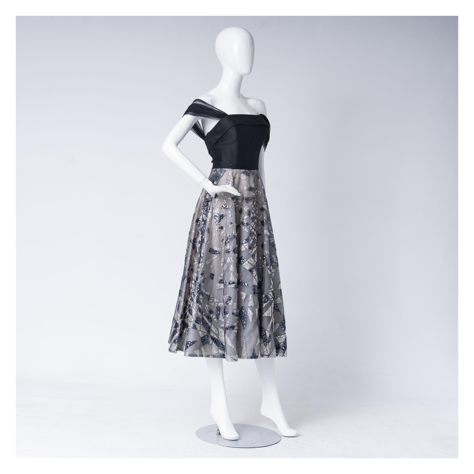 拍照禮服,宴客禮服,晚宴禮服,宴會禮服,禮服租借,禮服款式,晚禮服,禮服出租,禮服洋裝,禮服婚紗,禮服推薦