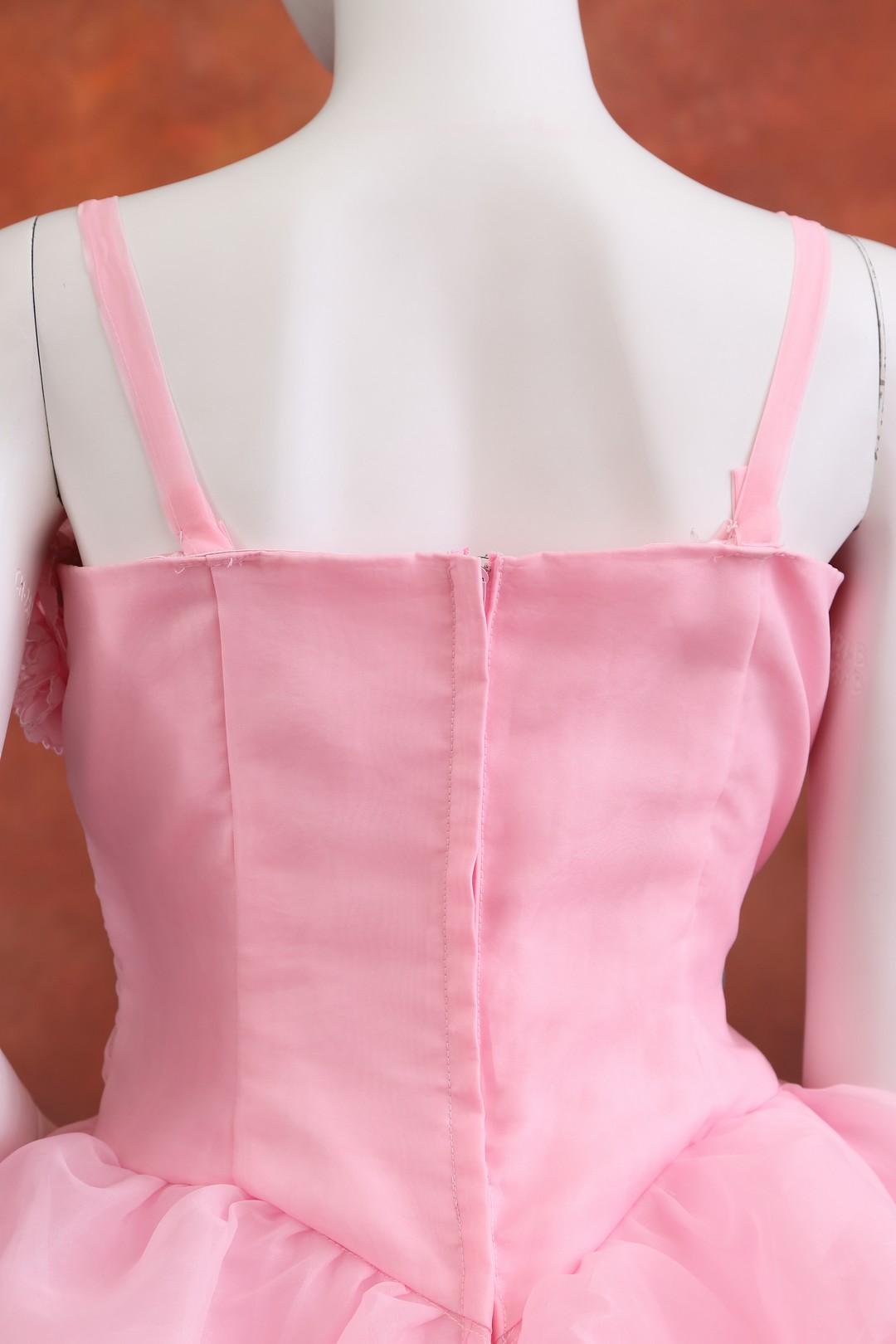 拍照禮服,宴客禮服,晚宴禮服,宴會禮服,禮服租借,禮服款式,晚禮服,禮服出租,禮服洋裝,禮服婚紗,禮服推薦