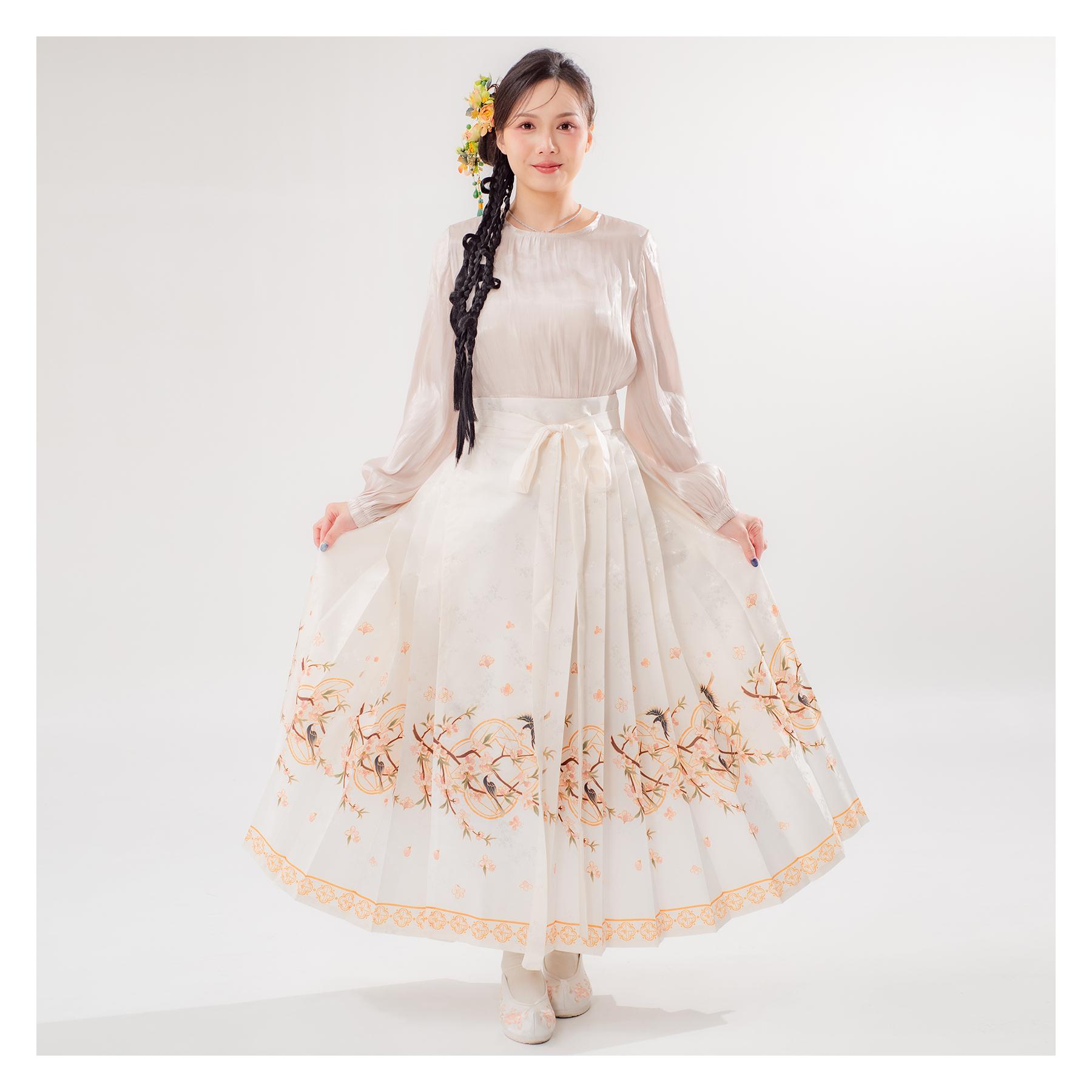 馬面裙,馬面裙租借,中式婚服,中式禮服,宋制婚服,復古婚禮造型,中式婚禮穿搭,中式拍照服,漢服婚禮,中式婚紗攝影,古風婚禮,馬面裙推薦