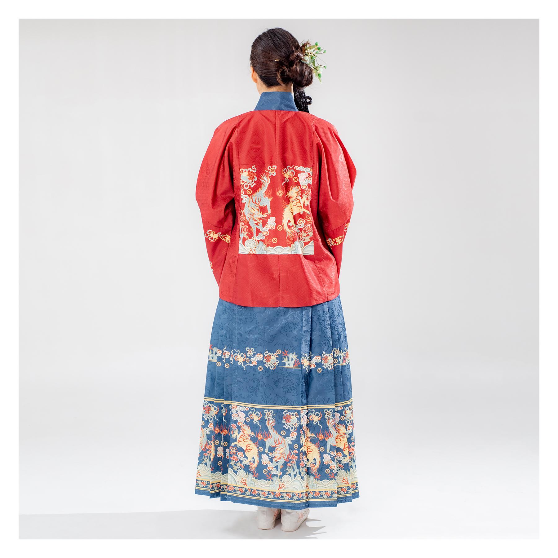 馬面裙,馬面裙租借,中式婚服,中式禮服,宋制婚服,復古婚禮造型,中式婚禮穿搭,中式拍照服,漢服婚禮,中式婚紗攝影,古風婚禮,馬面裙推薦