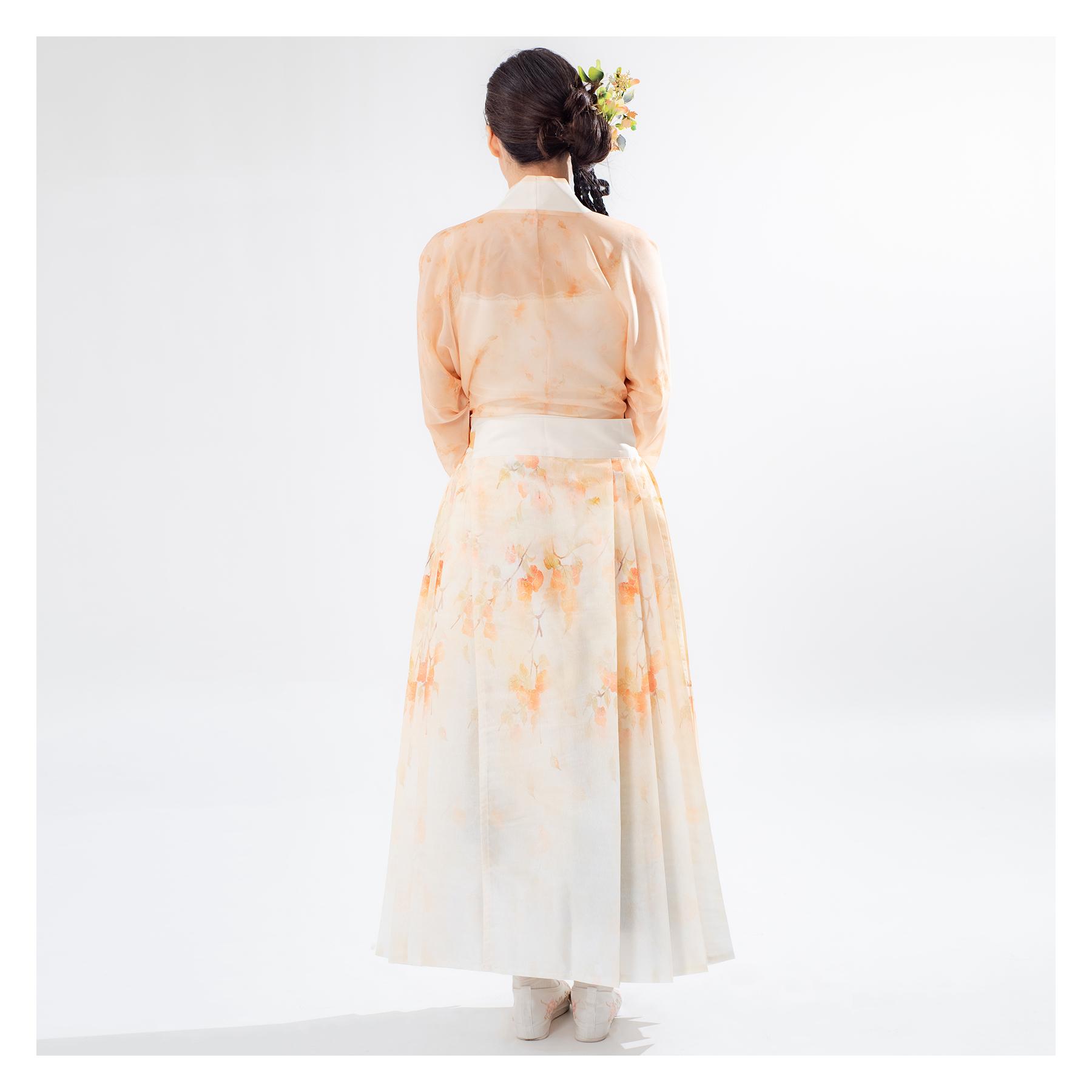 馬面裙,馬面裙租借,中式婚服,中式禮服,宋制婚服,復古婚禮造型,中式婚禮穿搭,中式拍照服,漢服婚禮,中式婚紗攝影,古風婚禮,馬面裙推薦