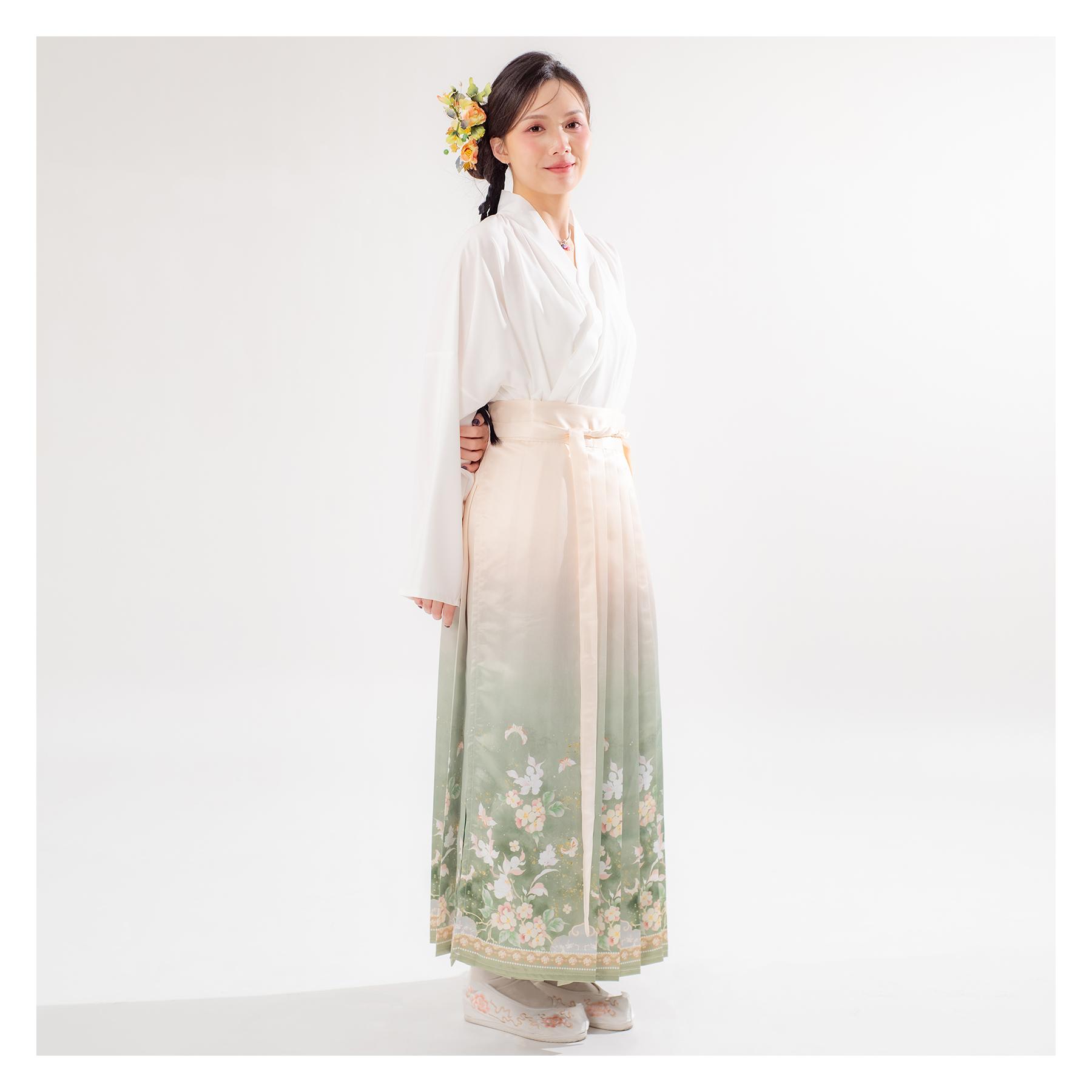 馬面裙,馬面裙租借,中式婚服,中式禮服,宋制婚服,復古婚禮造型,中式婚禮穿搭,中式拍照服,漢服婚禮,中式婚紗攝影,古風婚禮,馬面裙推薦