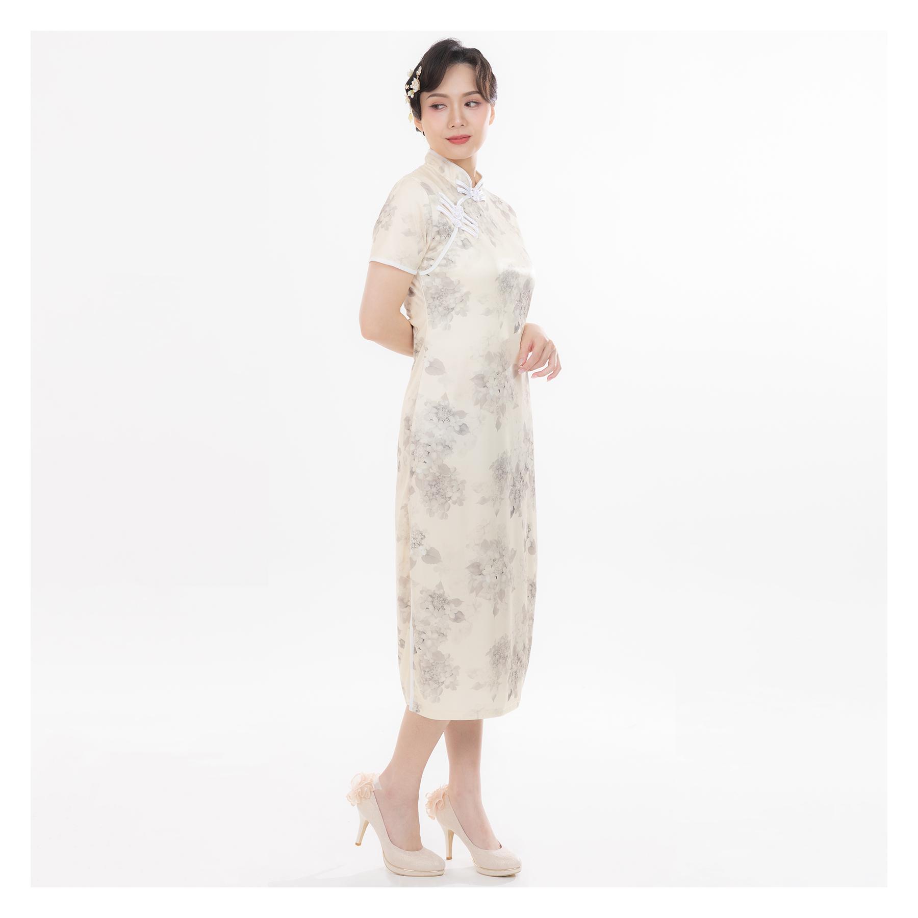 中式旗袍,新中式旗袍,改良式旗袍,新中式服裝,新中式洋裝,新中式衣服,中式旗袍婚紗,中式婚紗