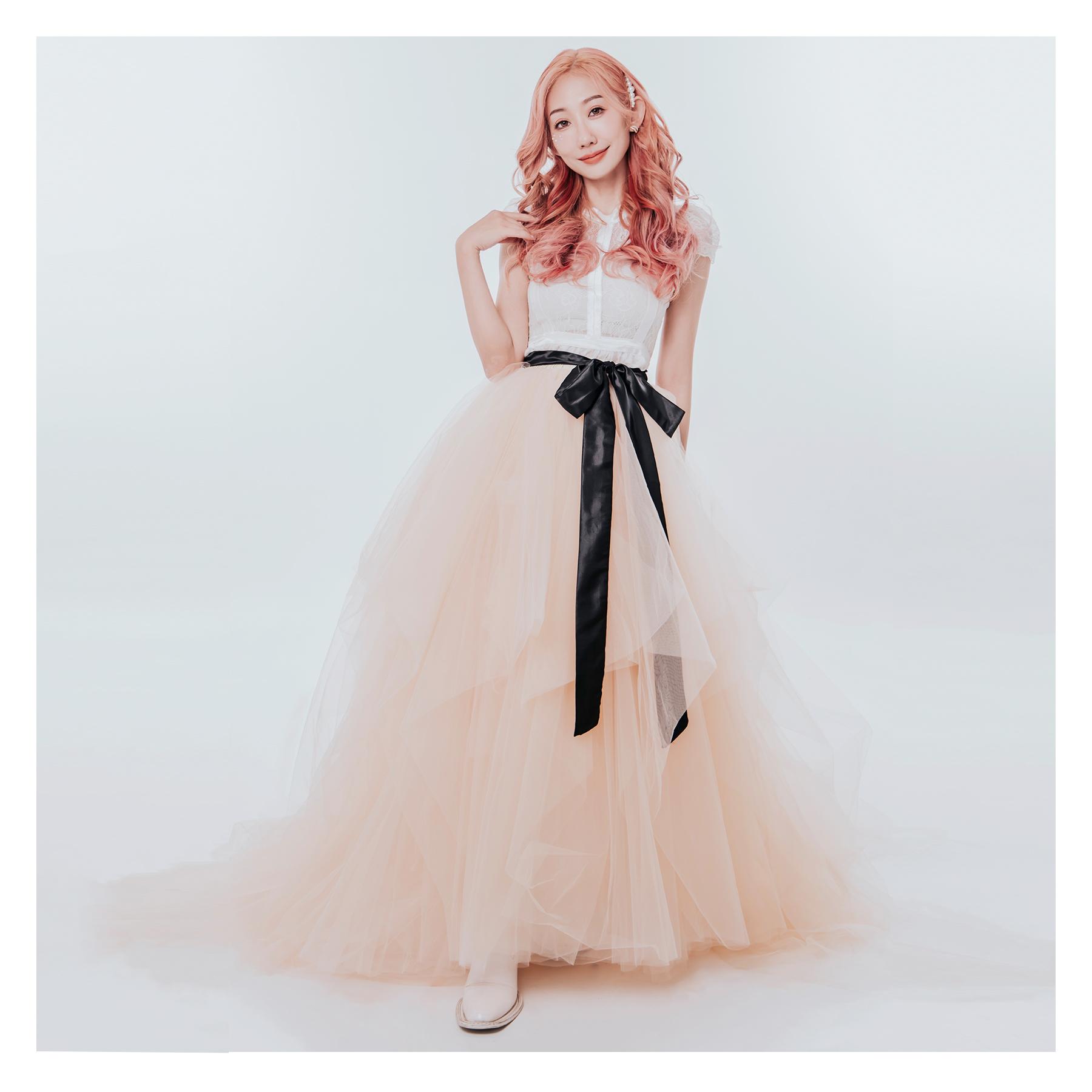 百變婚紗,紗裙寫真,婚紗寫真風格,創意婚紗,便服搭婚紗,個人婚紗,閨蜜婚紗,情侶婚紗,個性婚紗穿搭,紗裙搭配,婚紗攝影推薦,自由婚紗風格