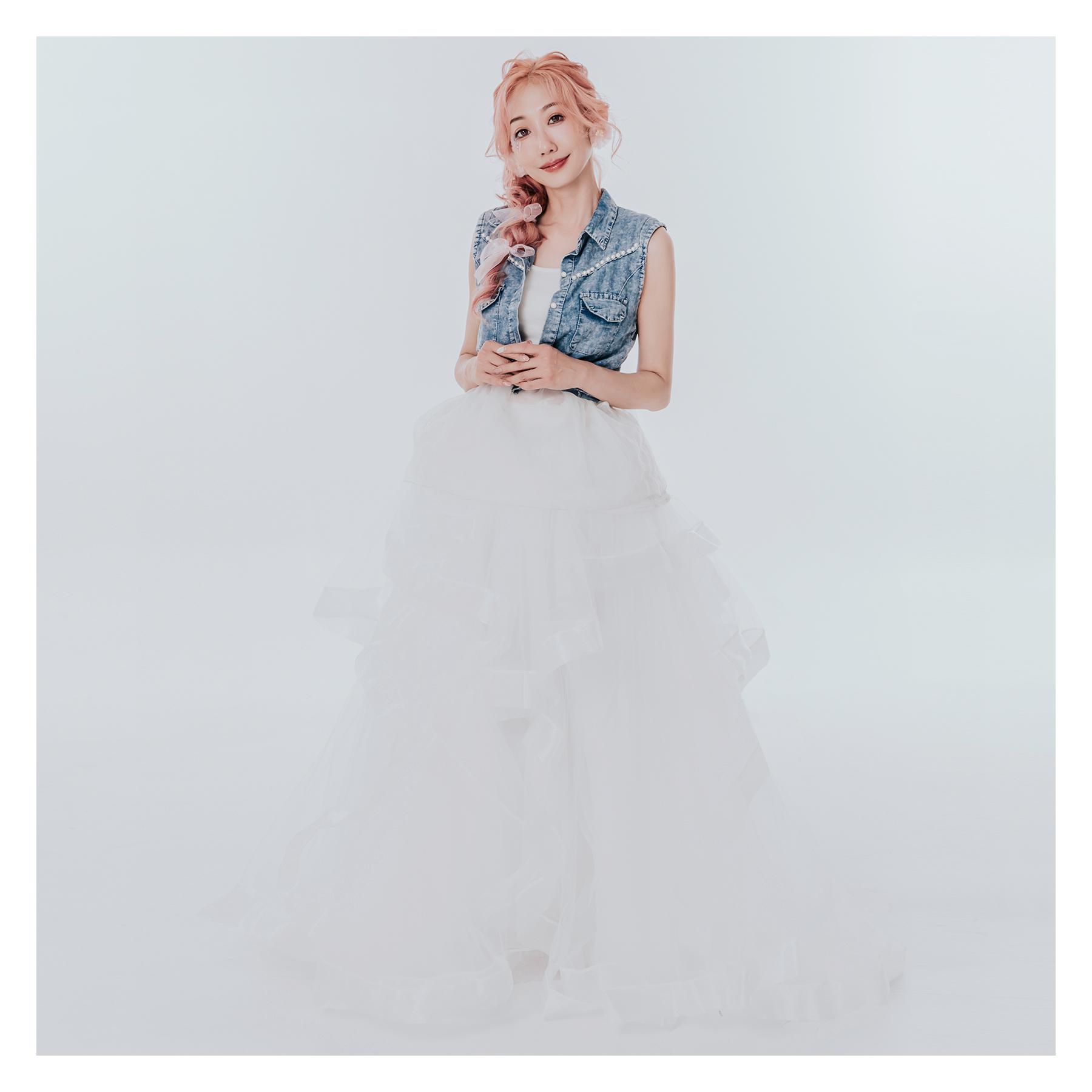 百變婚紗,紗裙寫真,婚紗寫真風格,創意婚紗,便服搭婚紗,個人婚紗,閨蜜婚紗,情侶婚紗,個性婚紗穿搭,紗裙搭配,婚紗攝影推薦,自由婚紗風格