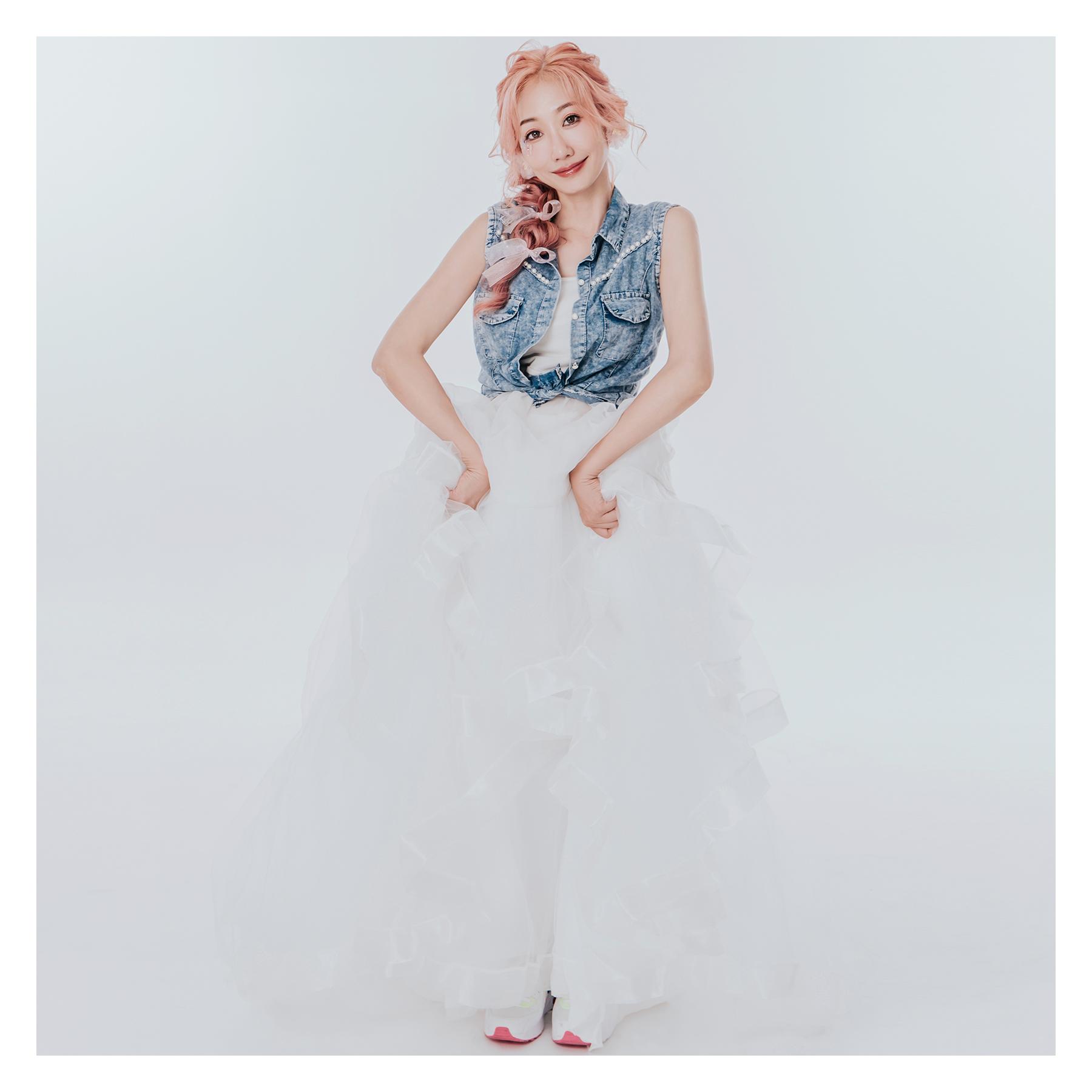 百變婚紗,紗裙寫真,婚紗寫真風格,創意婚紗,便服搭婚紗,個人婚紗,閨蜜婚紗,情侶婚紗,個性婚紗穿搭,紗裙搭配,婚紗攝影推薦,自由婚紗風格