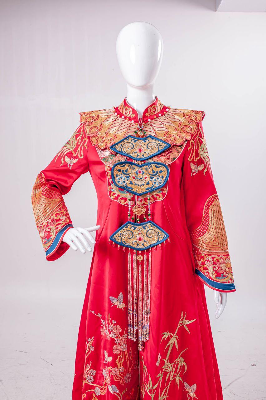 拍照秀禾服,宴客秀禾服,秀禾服,中式禮服,中式婚紗,龍鳳褂,秀禾服款式,秀禾服租借,秀禾服婚紗