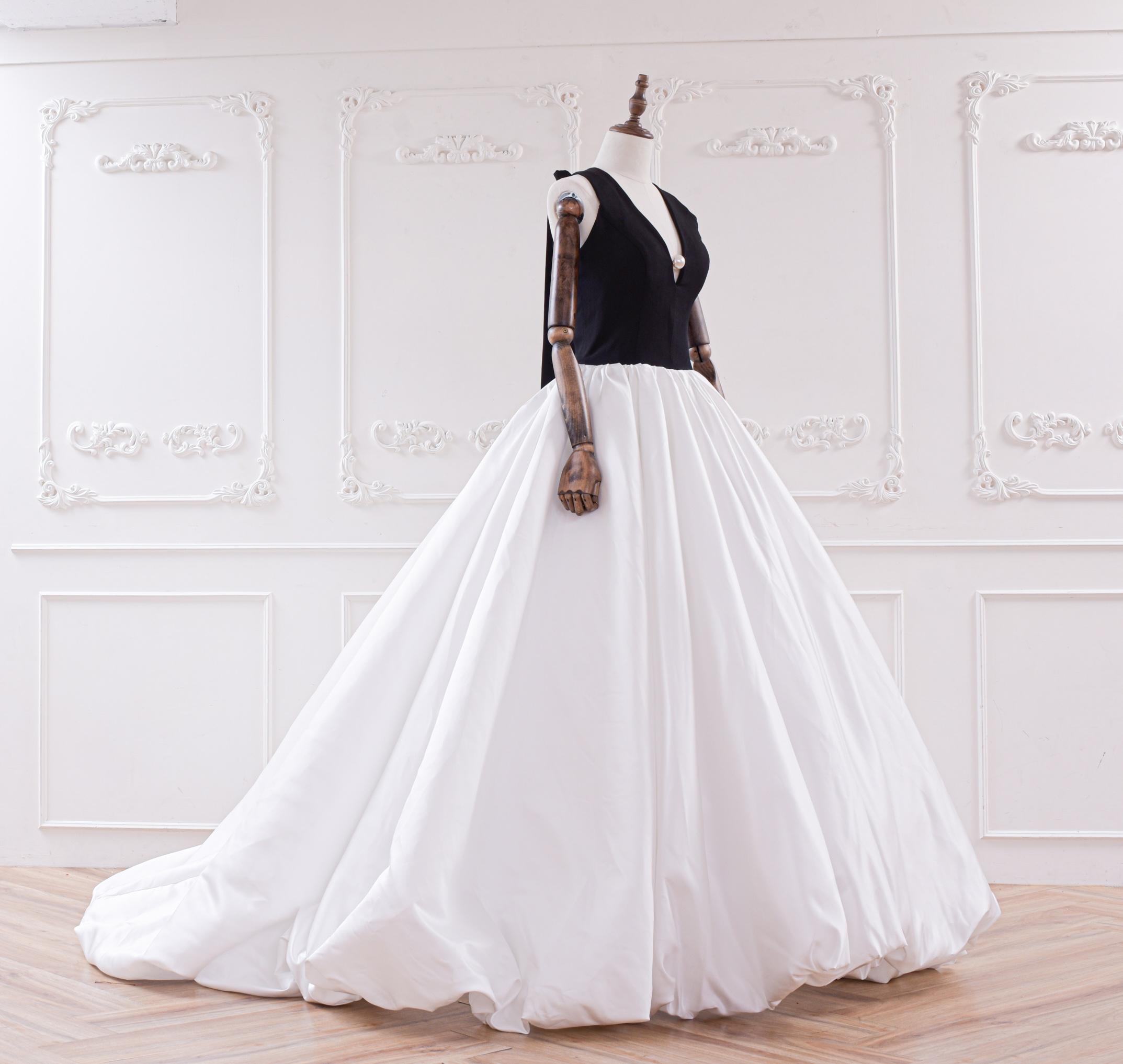 經典禮服,手工禮服,晚宴禮服,宴會禮服,禮服租借,禮服款式,晚禮服,禮服出租,禮服洋裝,禮服婚紗,禮服推薦