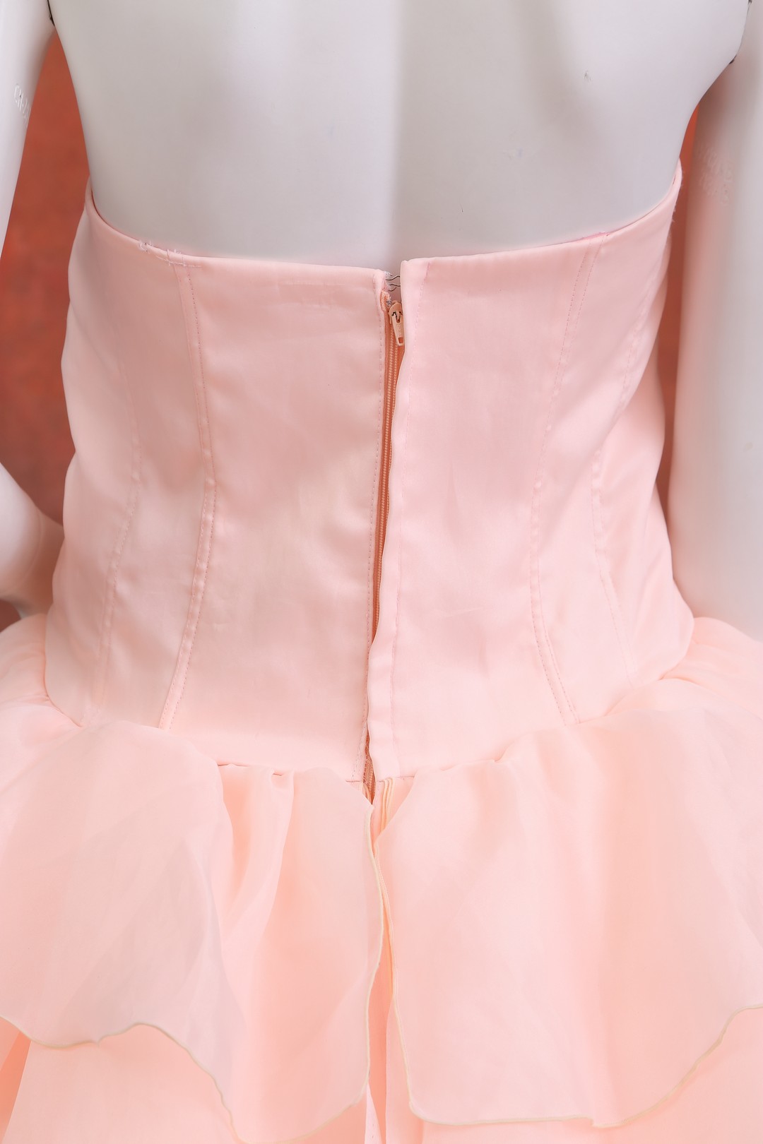拍照禮服,宴客禮服,晚宴禮服,宴會禮服,禮服租借,禮服款式,晚禮服,禮服出租,禮服洋裝,禮服婚紗,禮服推薦