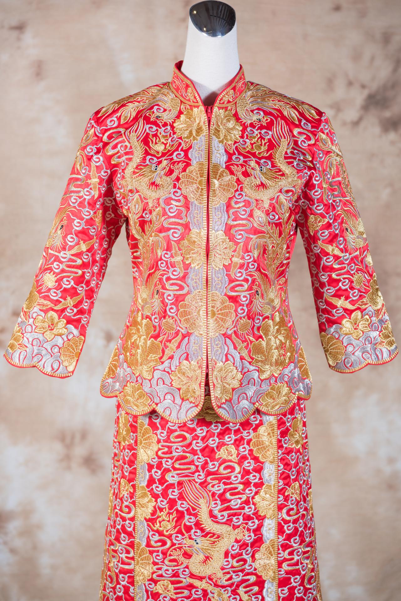 拍照秀禾服,宴客秀禾服,秀禾服,中式禮服,中式婚紗,龍鳳褂,秀禾服款式,秀禾服租借,秀禾服婚紗